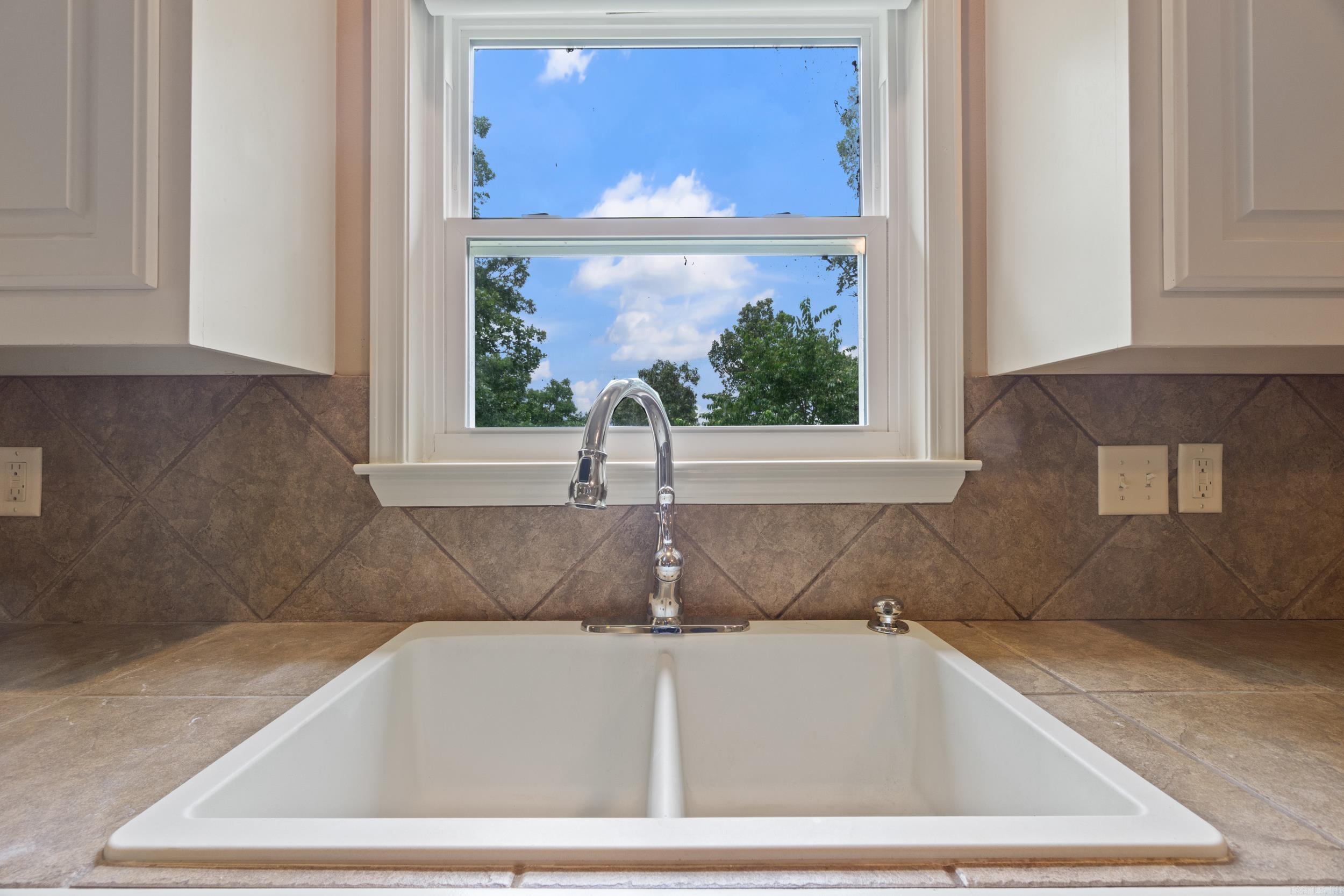 20 Canterberry Point Drive  Conway, AR