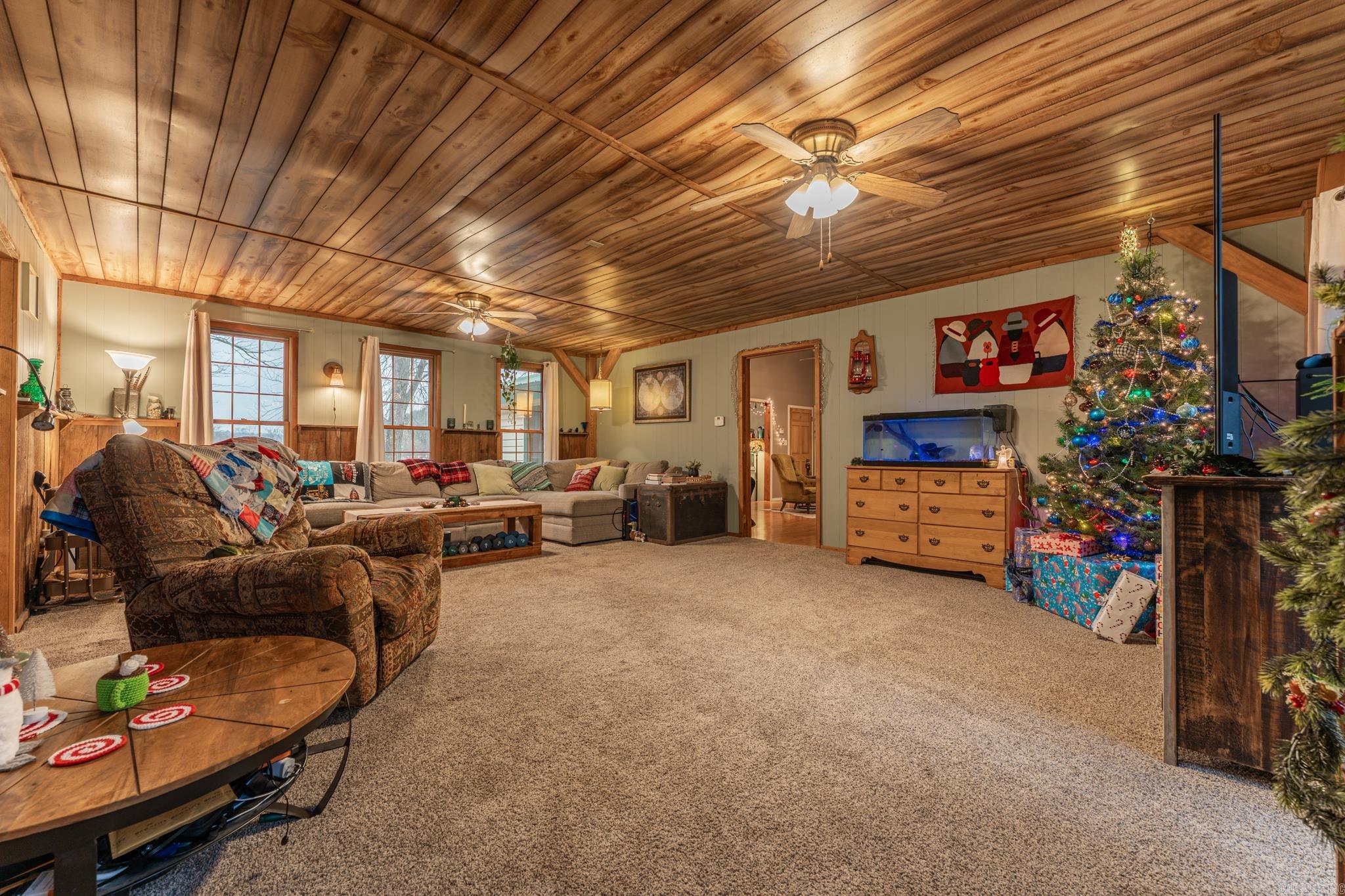 16339 Limekiln Road  Garfield, AR