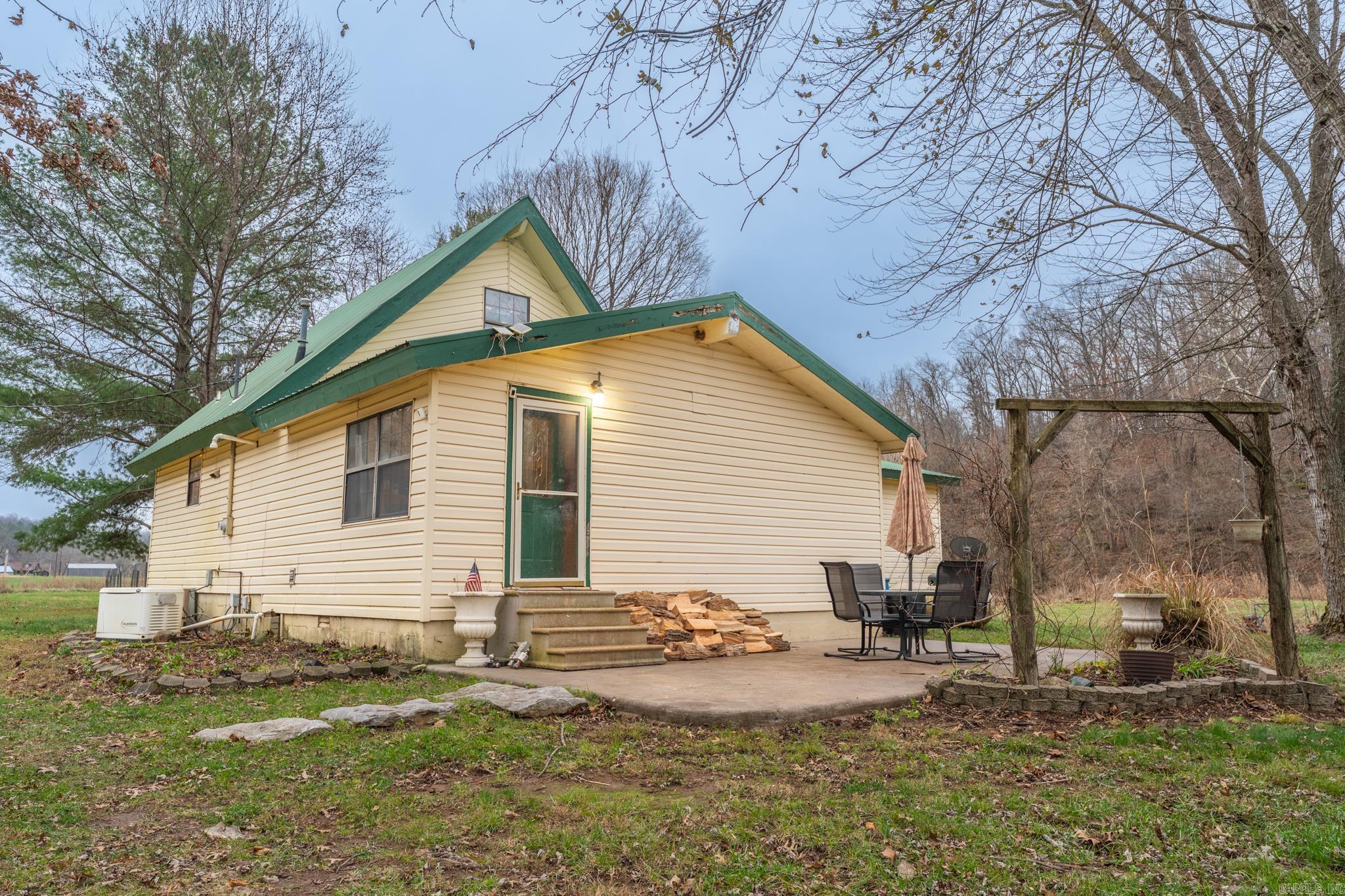 16339 Limekiln Road  Garfield, AR