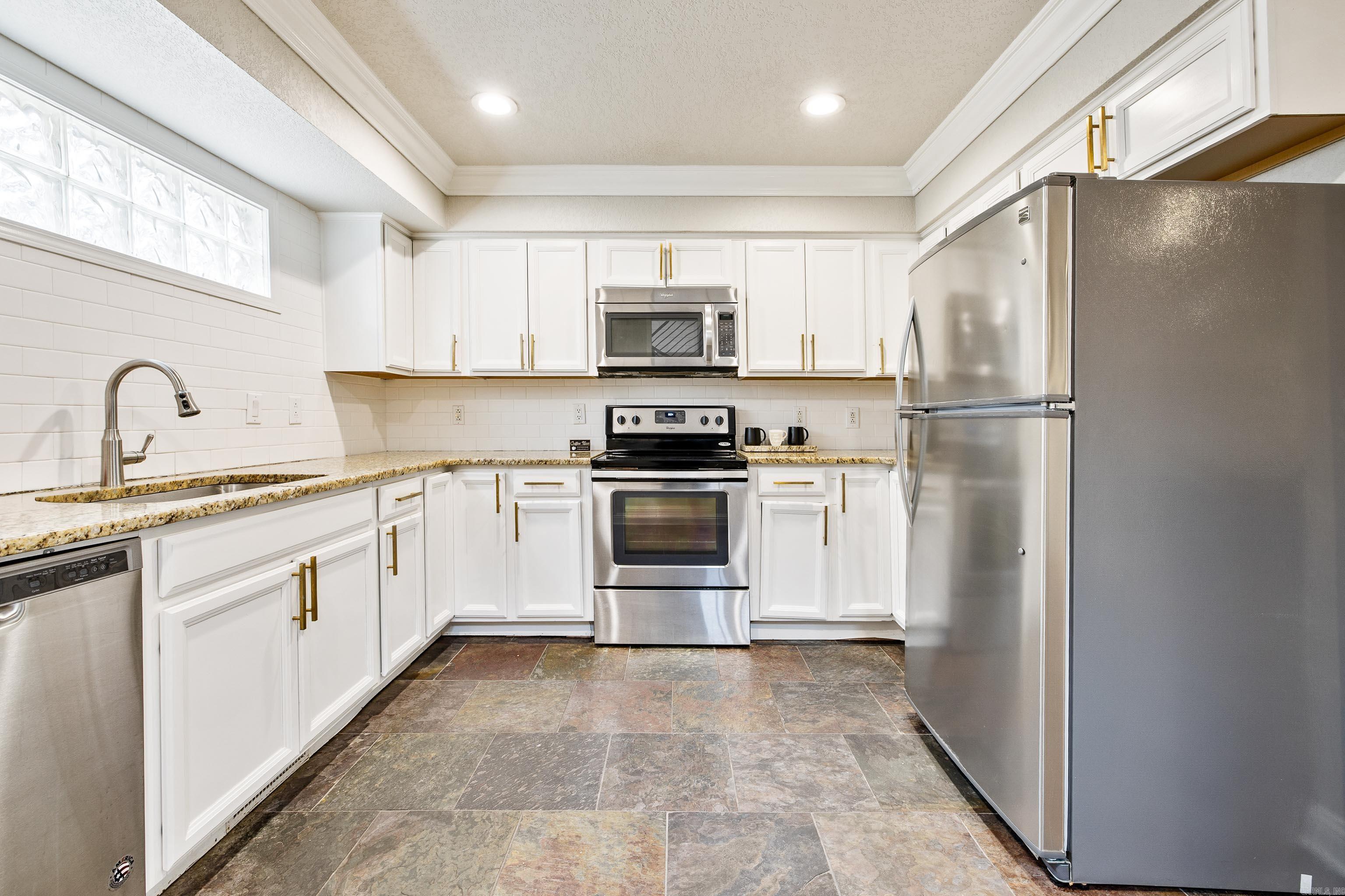 400 Majestic Lodge  Hot Springs, AR