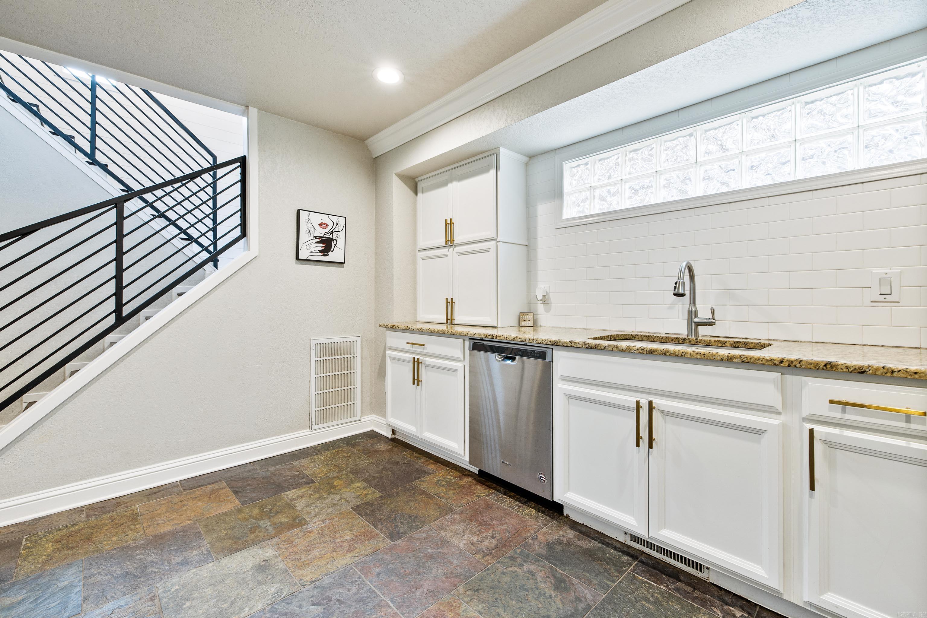 400 Majestic Lodge  Hot Springs, AR