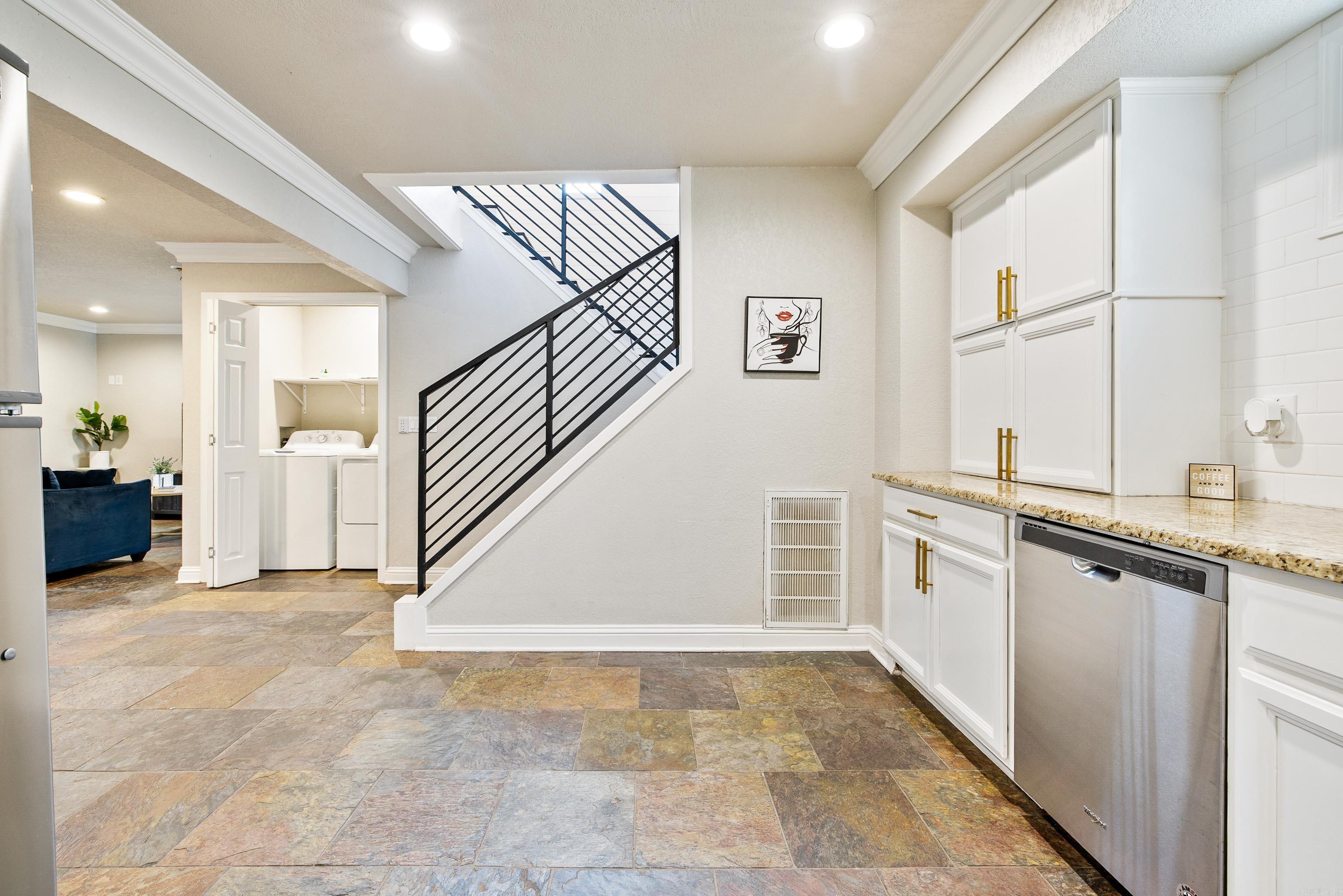 400 Majestic Lodge  Hot Springs, AR