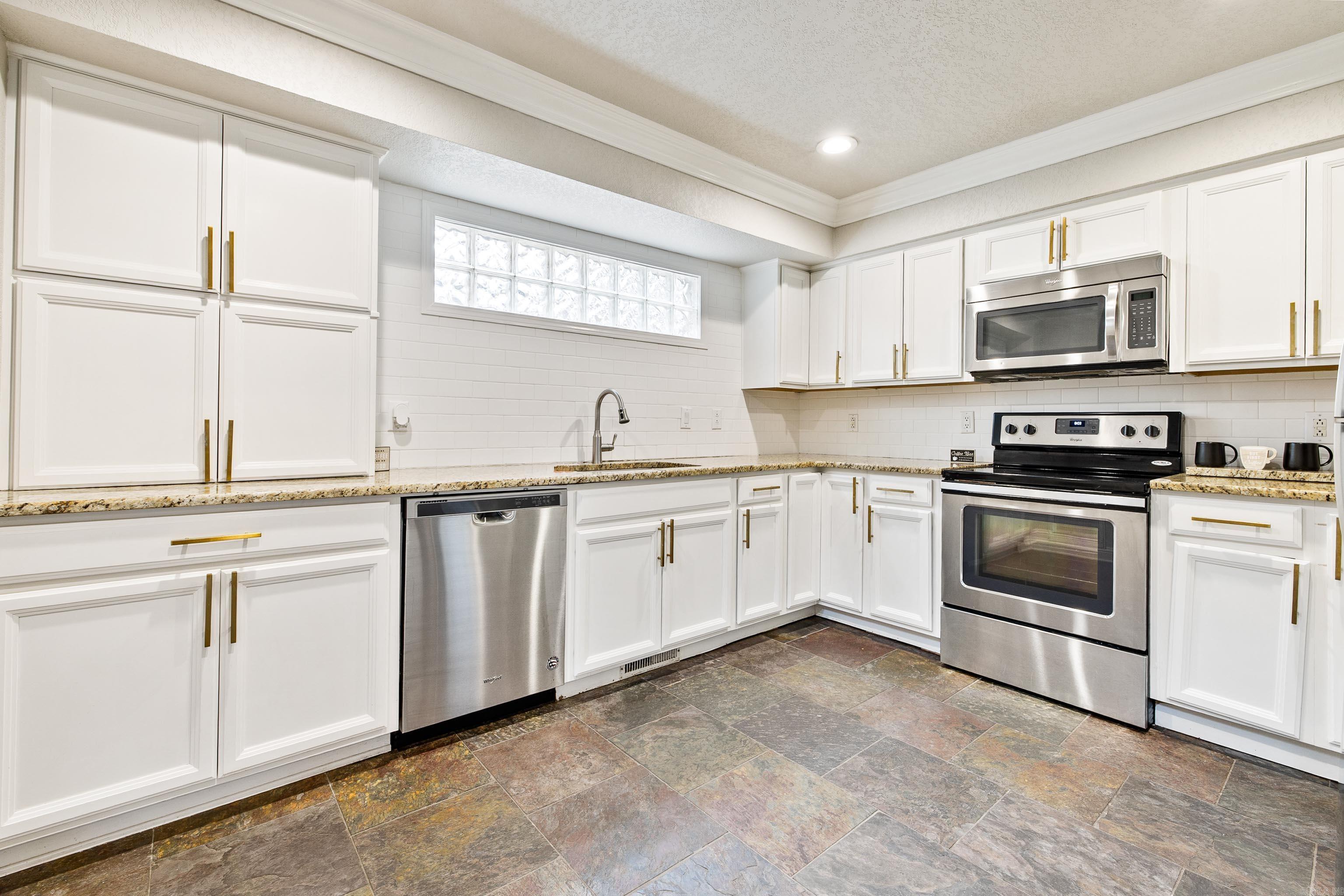 400 Majestic Lodge  Hot Springs, AR