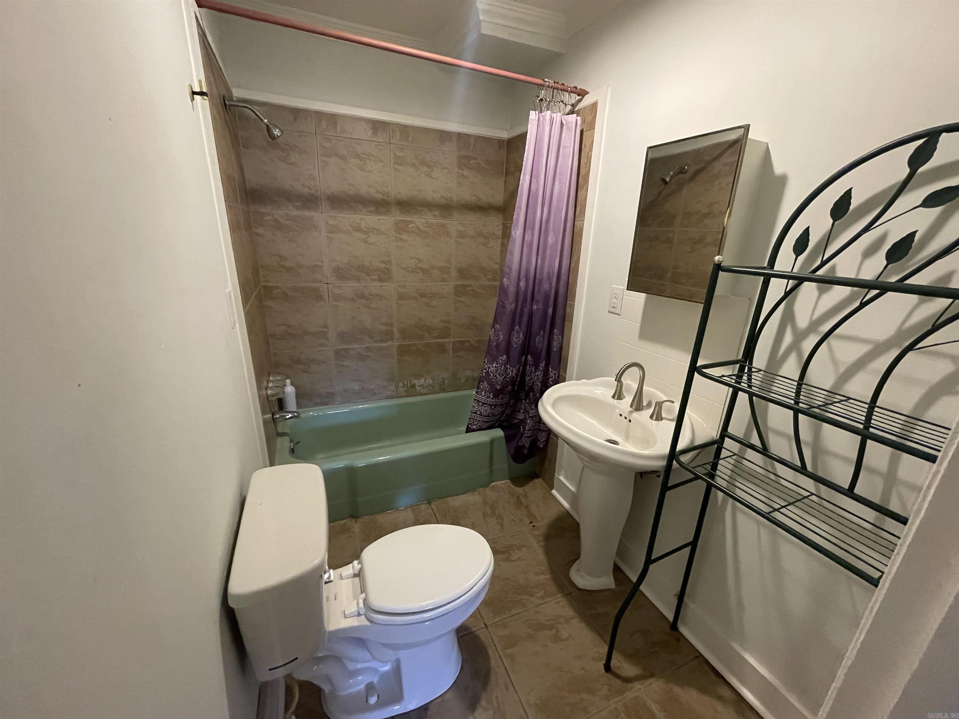 208 & 210 A&B Alcorn  Hot Springs, AR