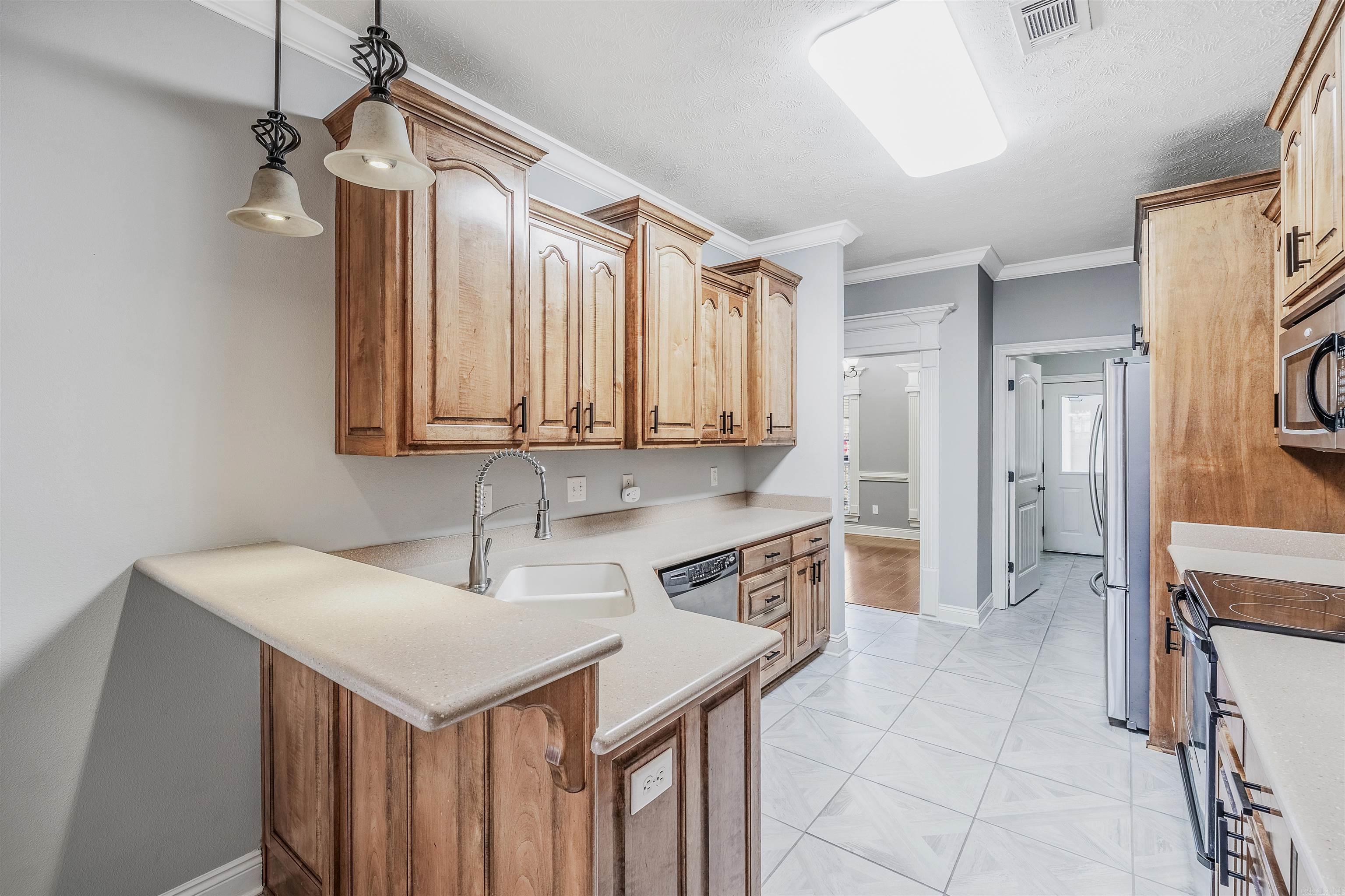 19 Talladega  Cabot, AR