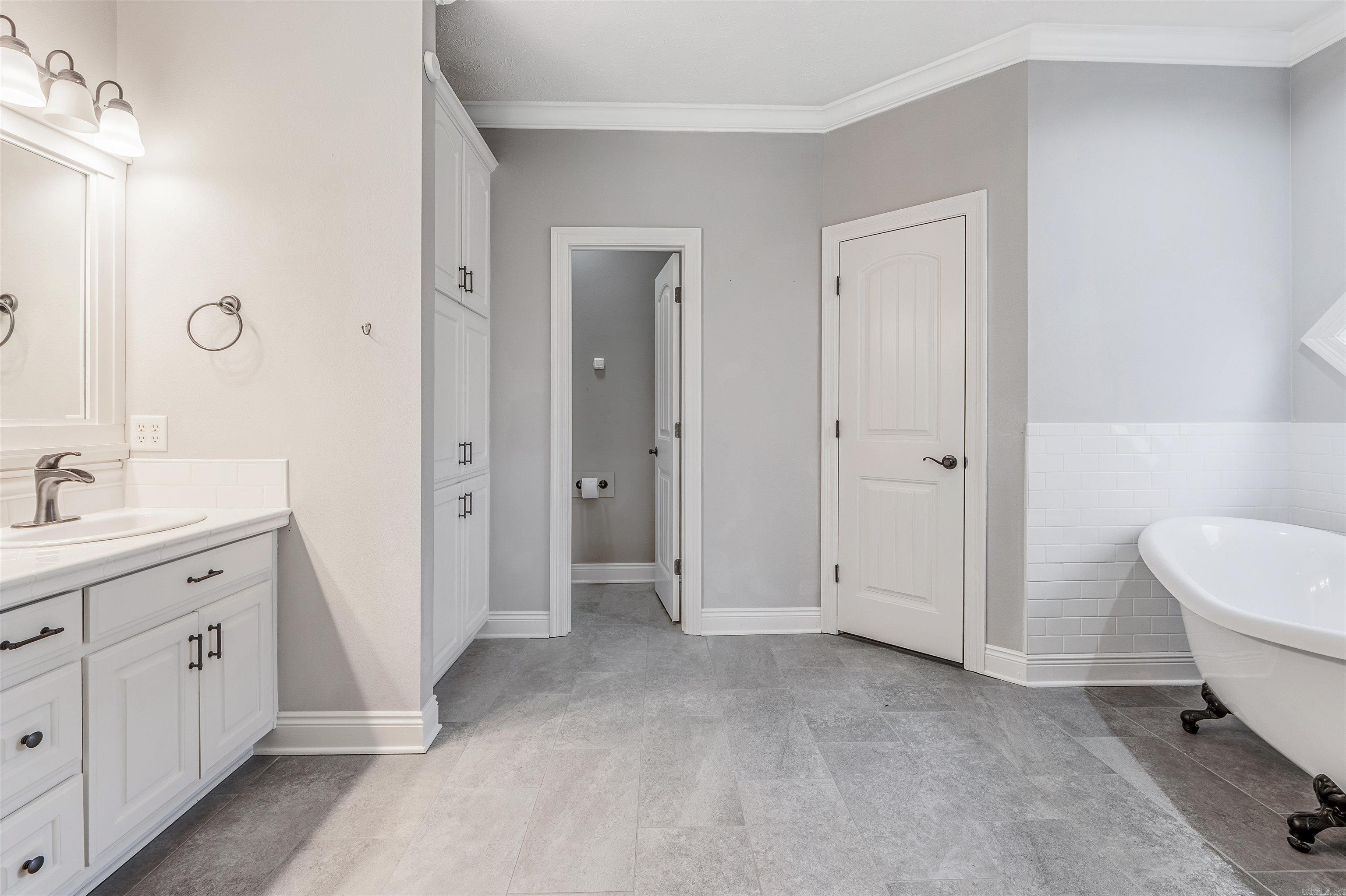 19 Talladega  Cabot, AR