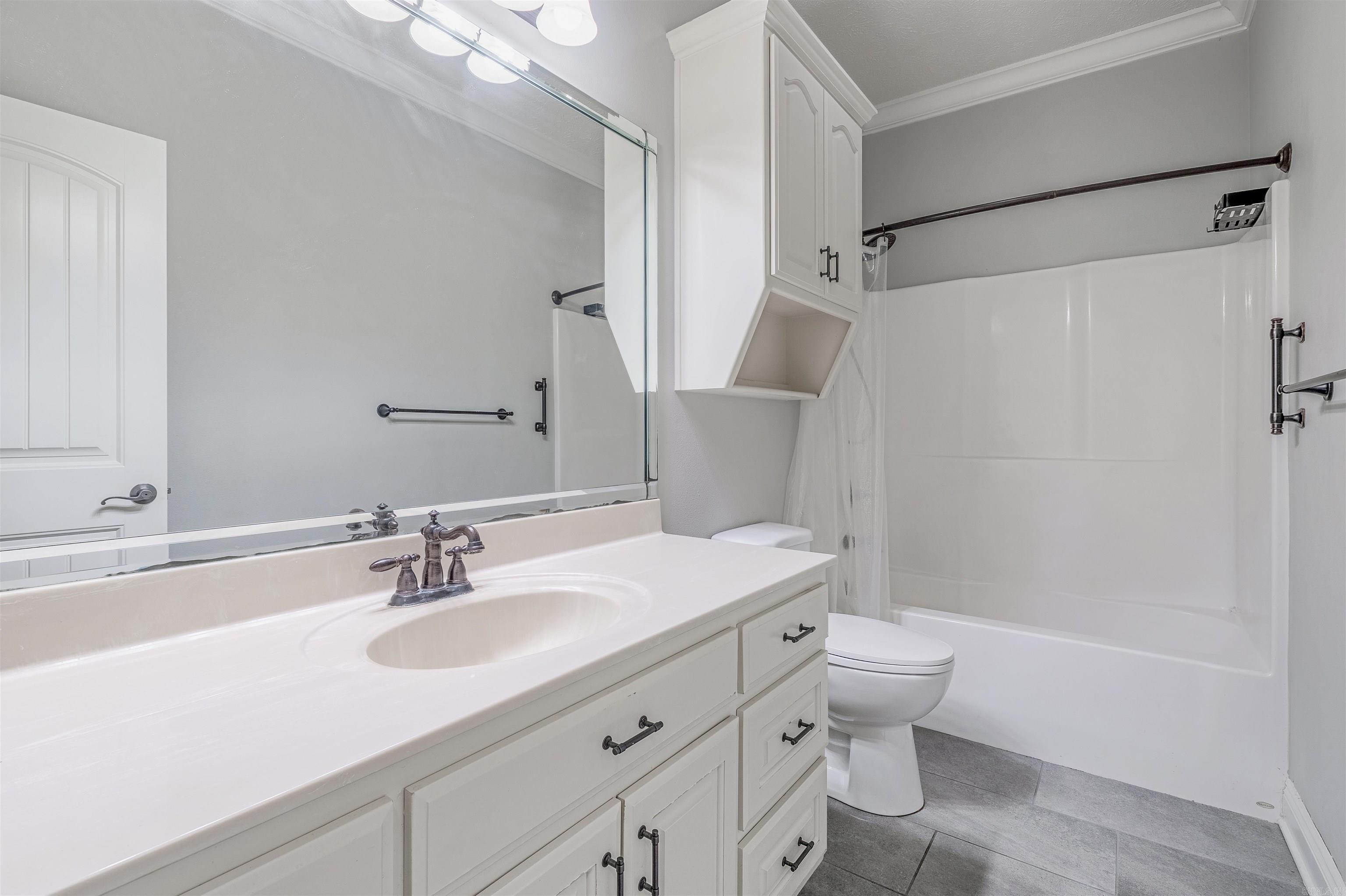 19 Talladega  Cabot, AR