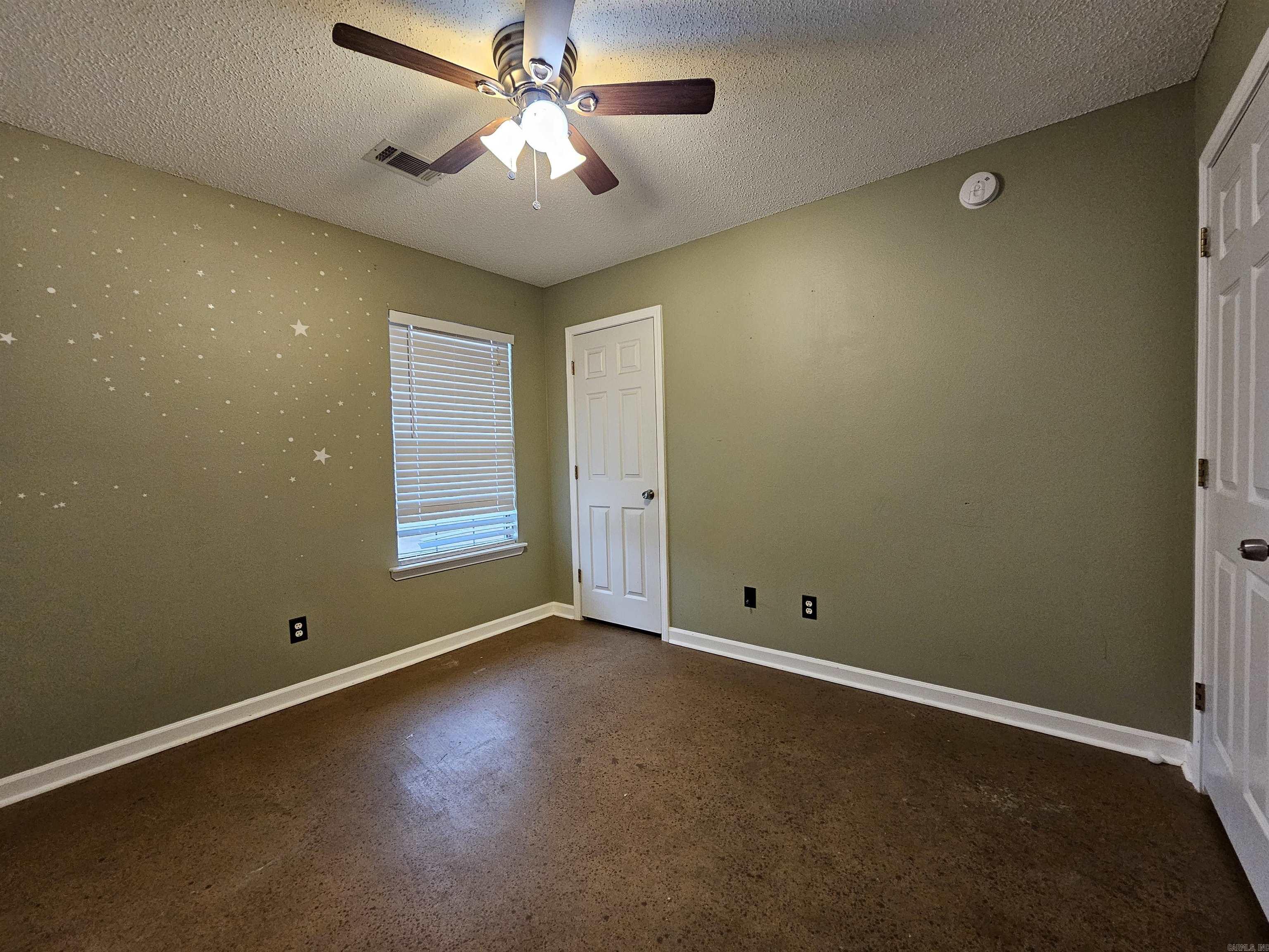 22 Applewood Dr.  Cabot, AR