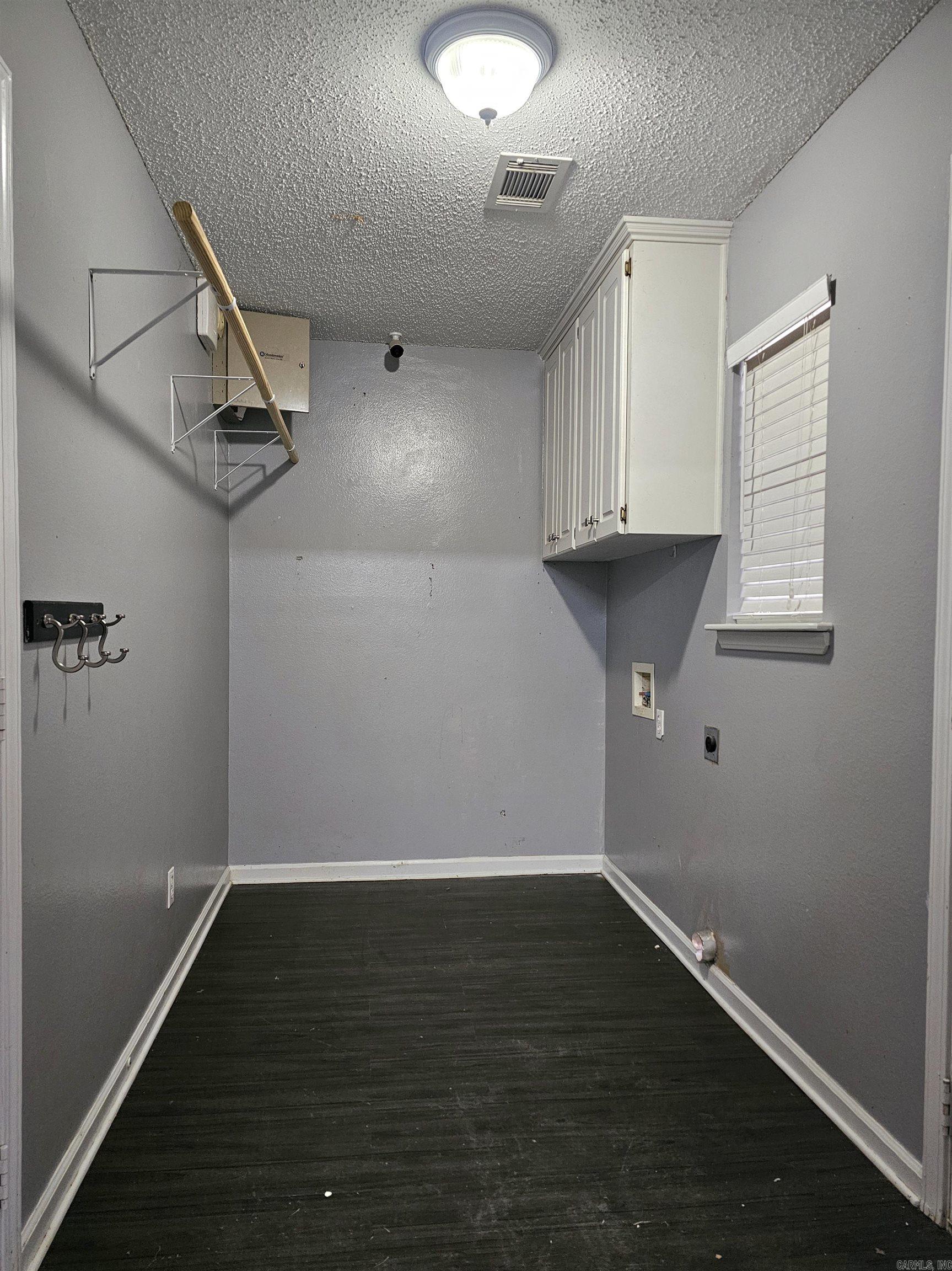 22 Applewood Dr.  Cabot, AR