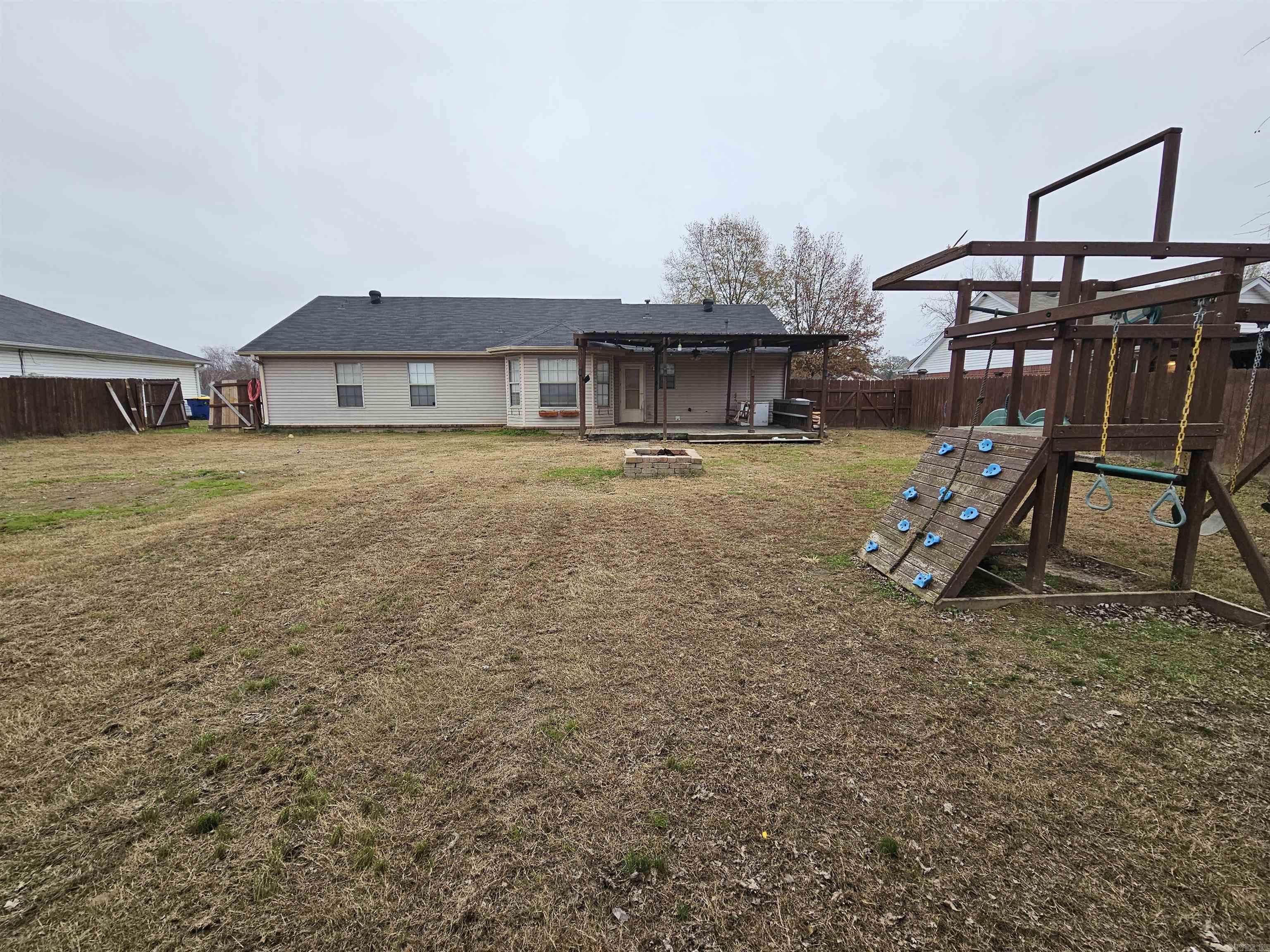 22 Applewood Dr.  Cabot, AR