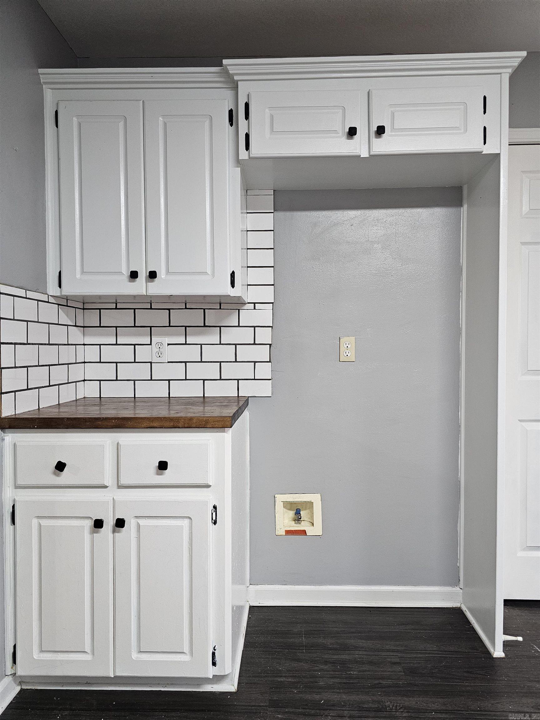 22 Applewood Dr.  Cabot, AR