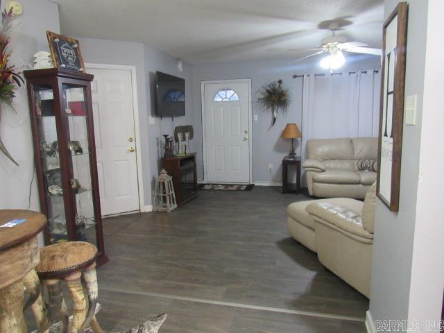 125 Triple J  Lonoke, AR