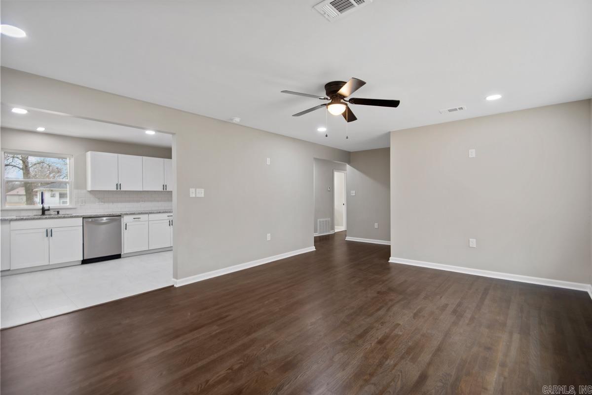 112 W Valentine  Jacksonville, AR