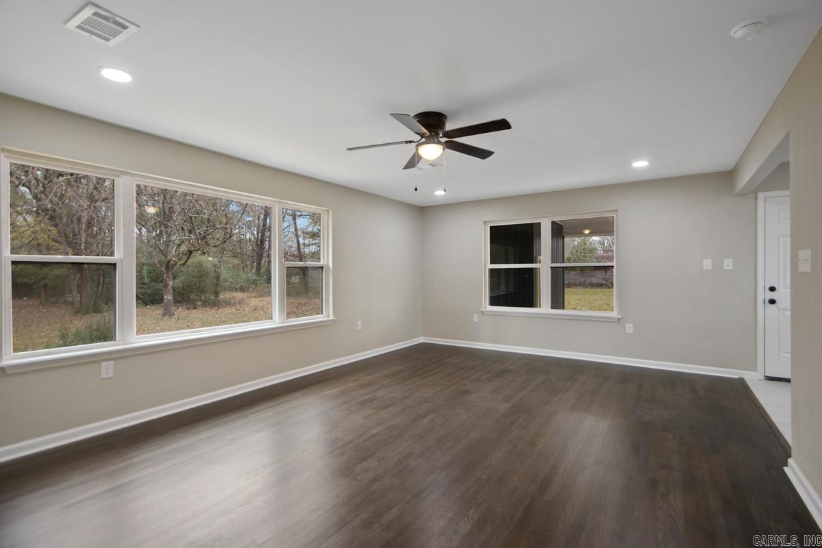 112 W Valentine  Jacksonville, AR