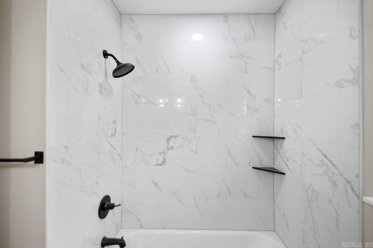 112 W Valentine  Jacksonville, AR