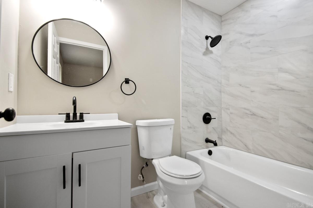 112 W Valentine  Jacksonville, AR