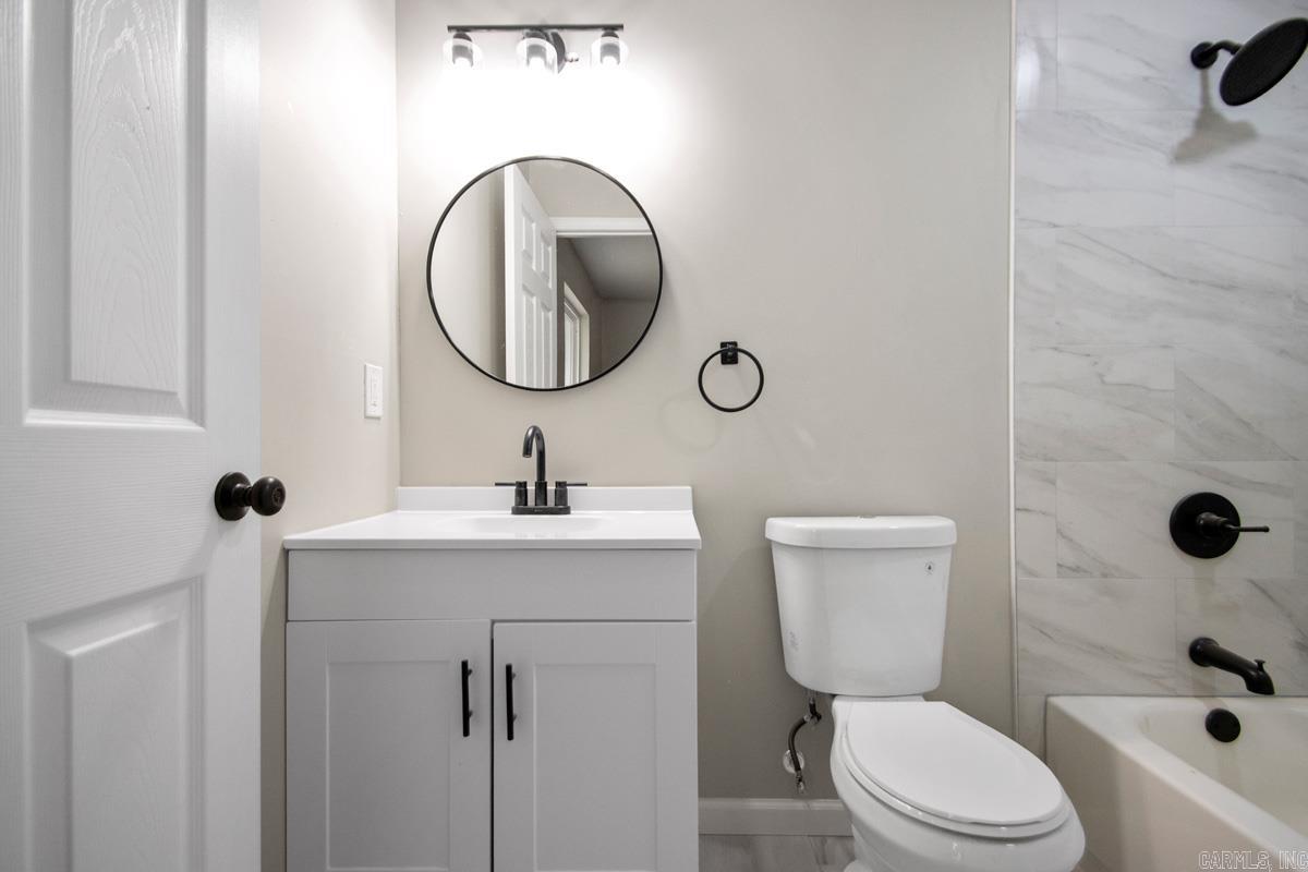 112 W Valentine  Jacksonville, AR