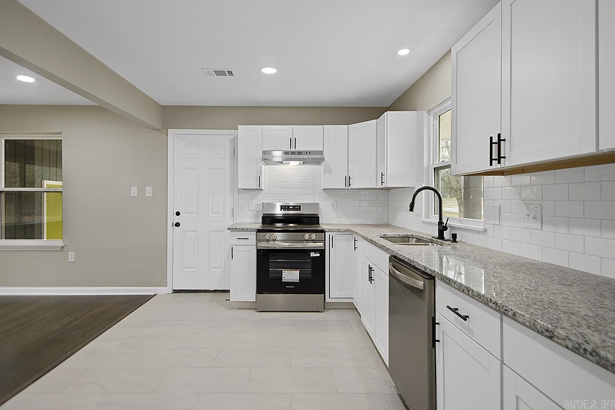 112 W Valentine  Jacksonville, AR