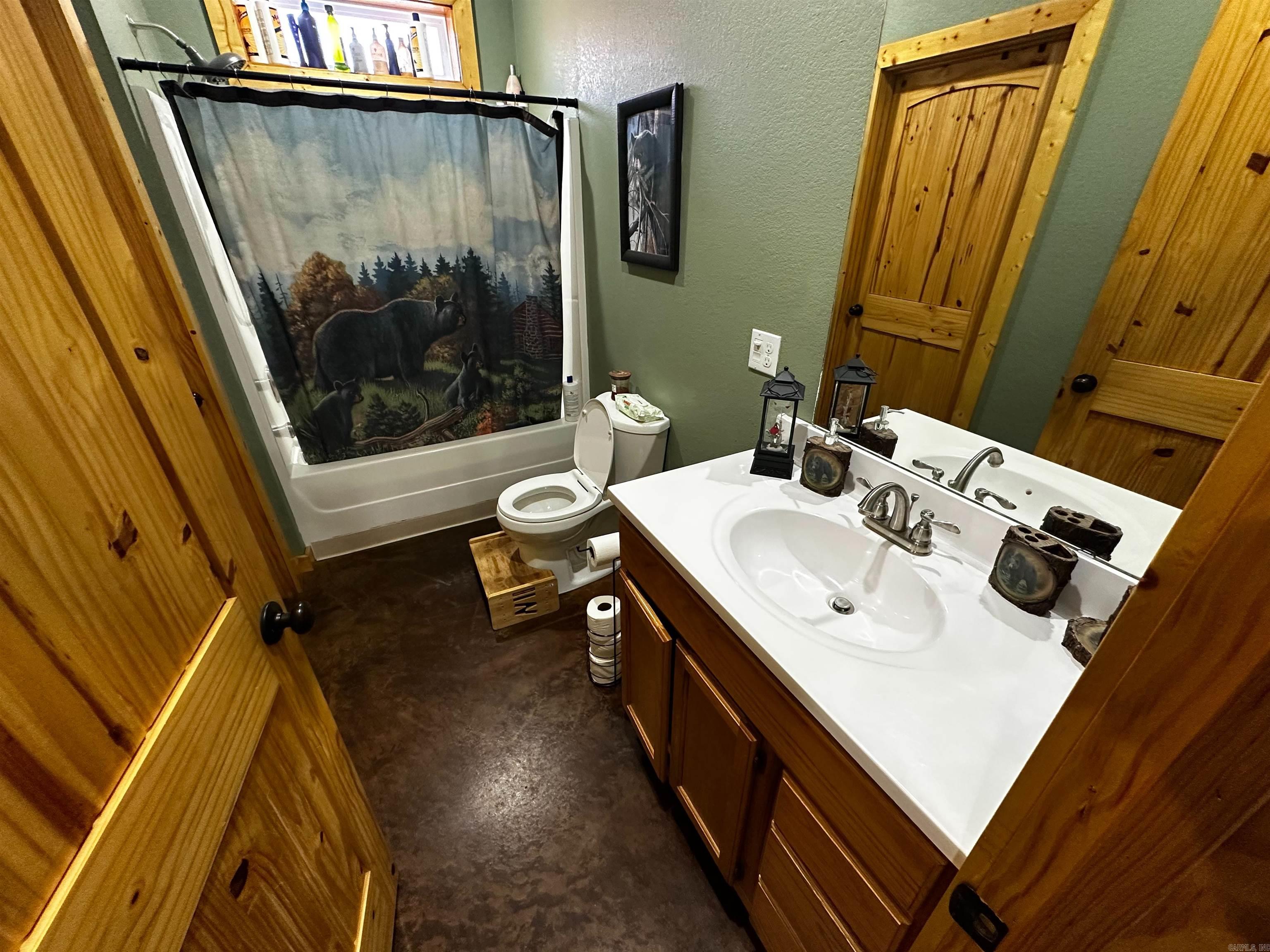 206 N Grover  Mountain View, AR