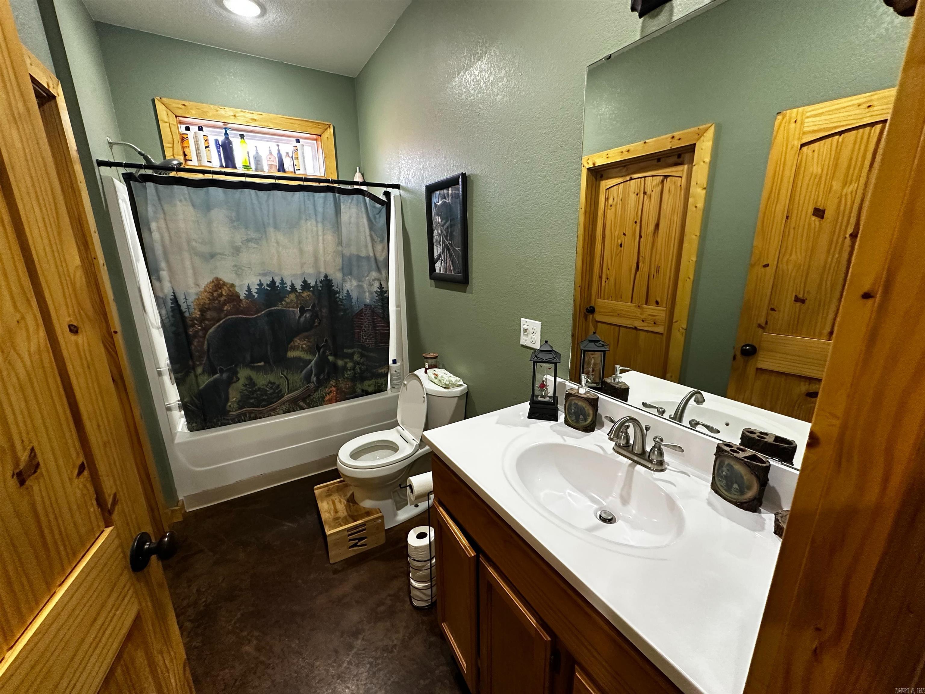 206 N Grover  Mountain View, AR