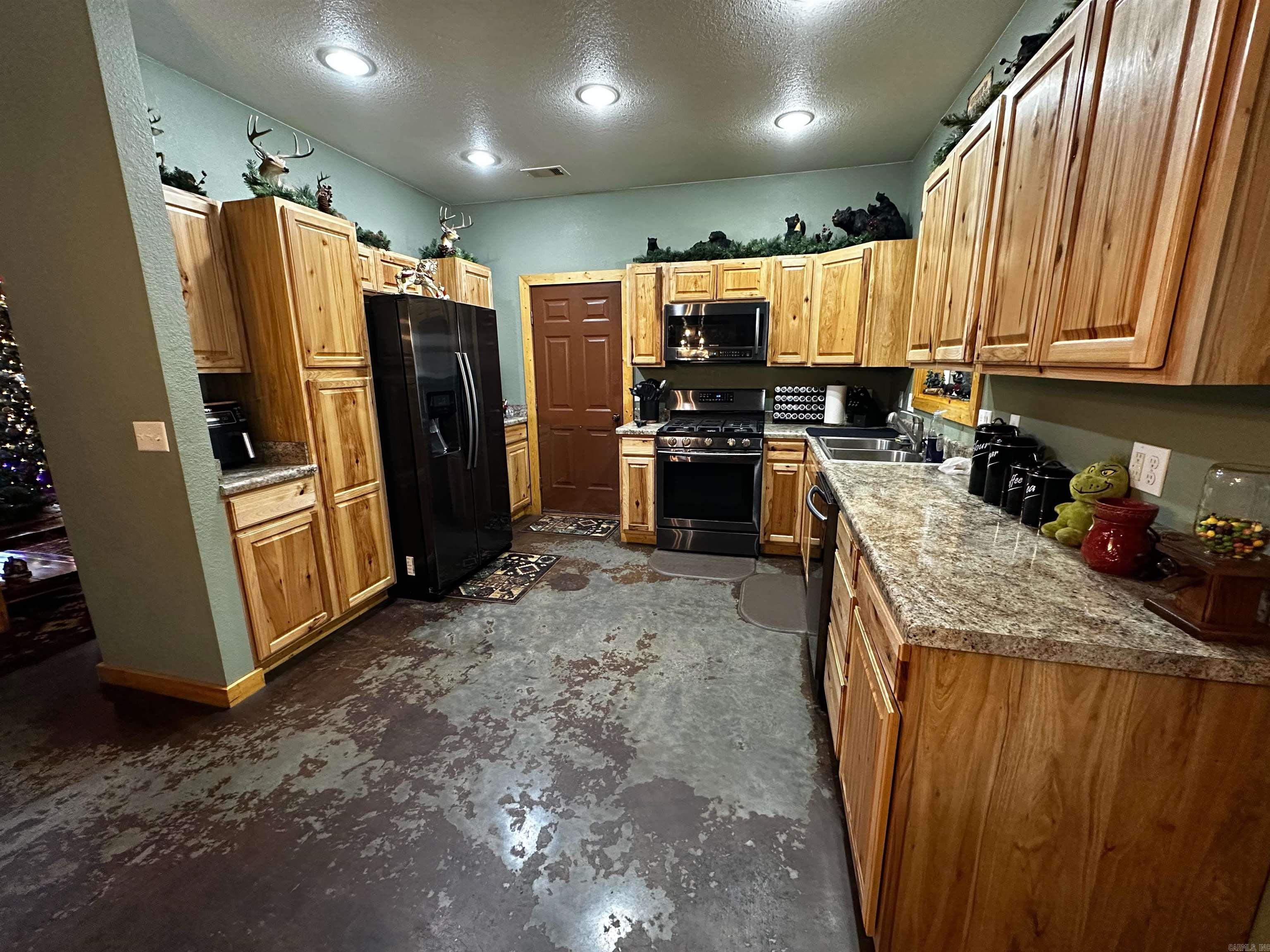 206 N Grover  Mountain View, AR