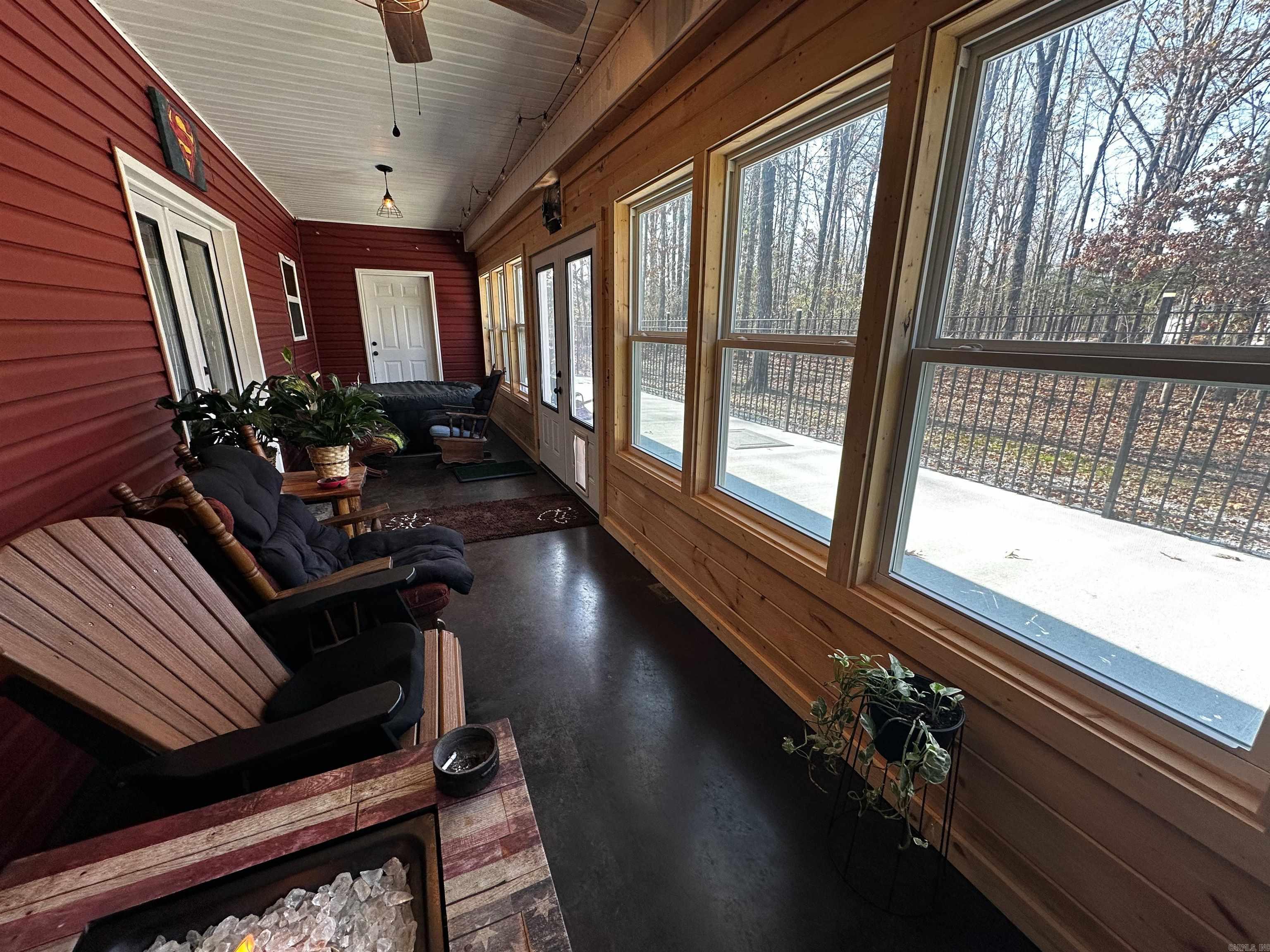 206 N Grover  Mountain View, AR