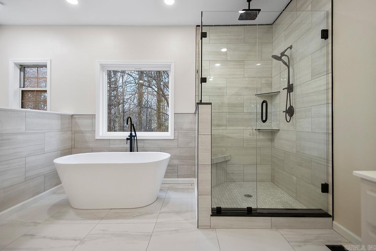 3006 Hot Springs  Benton, AR