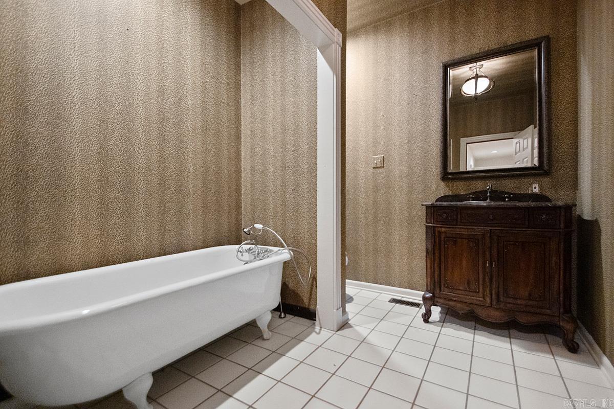 3006 Hot Springs  Benton, AR