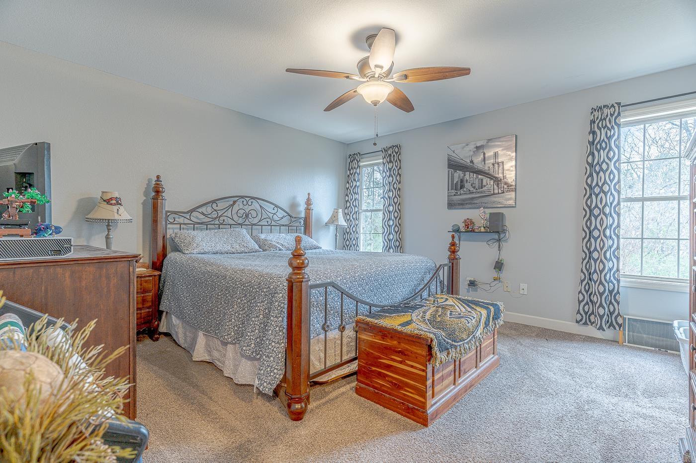 80 Circle  Evening Shade, AR