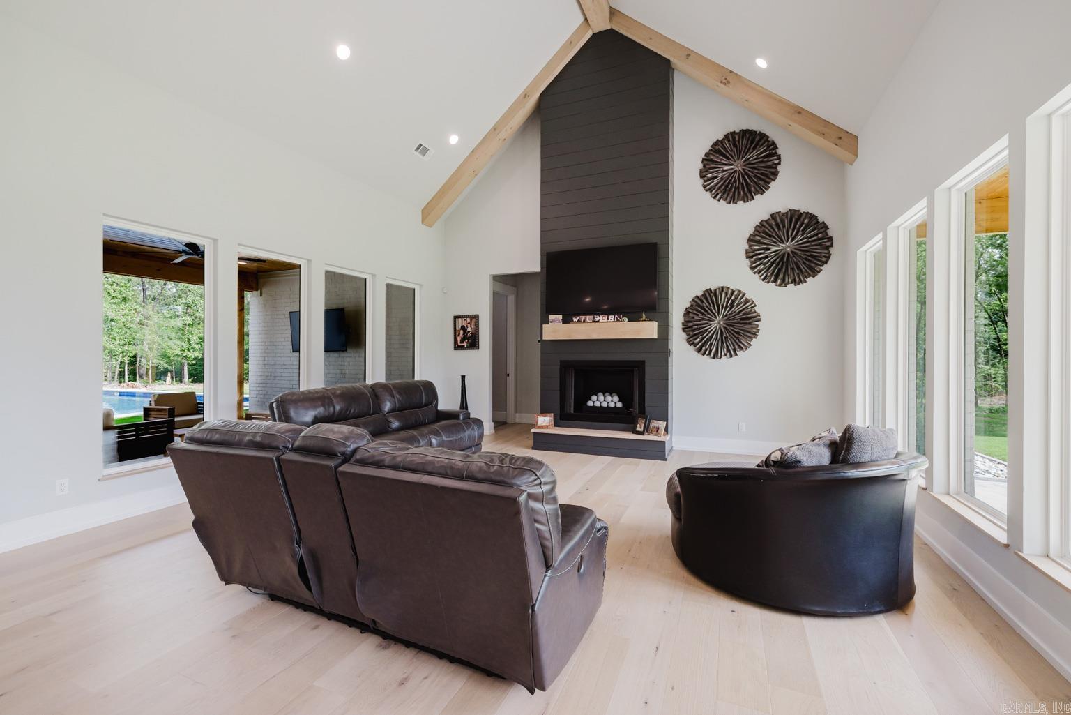 6048 Charley  Benton, AR