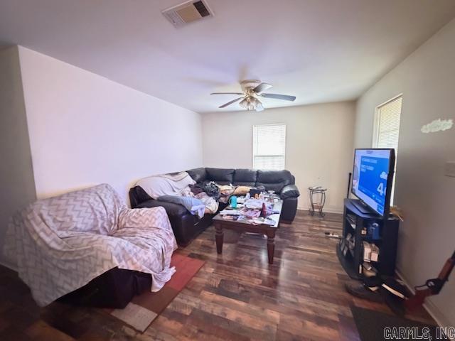 217 N Washington  England, AR