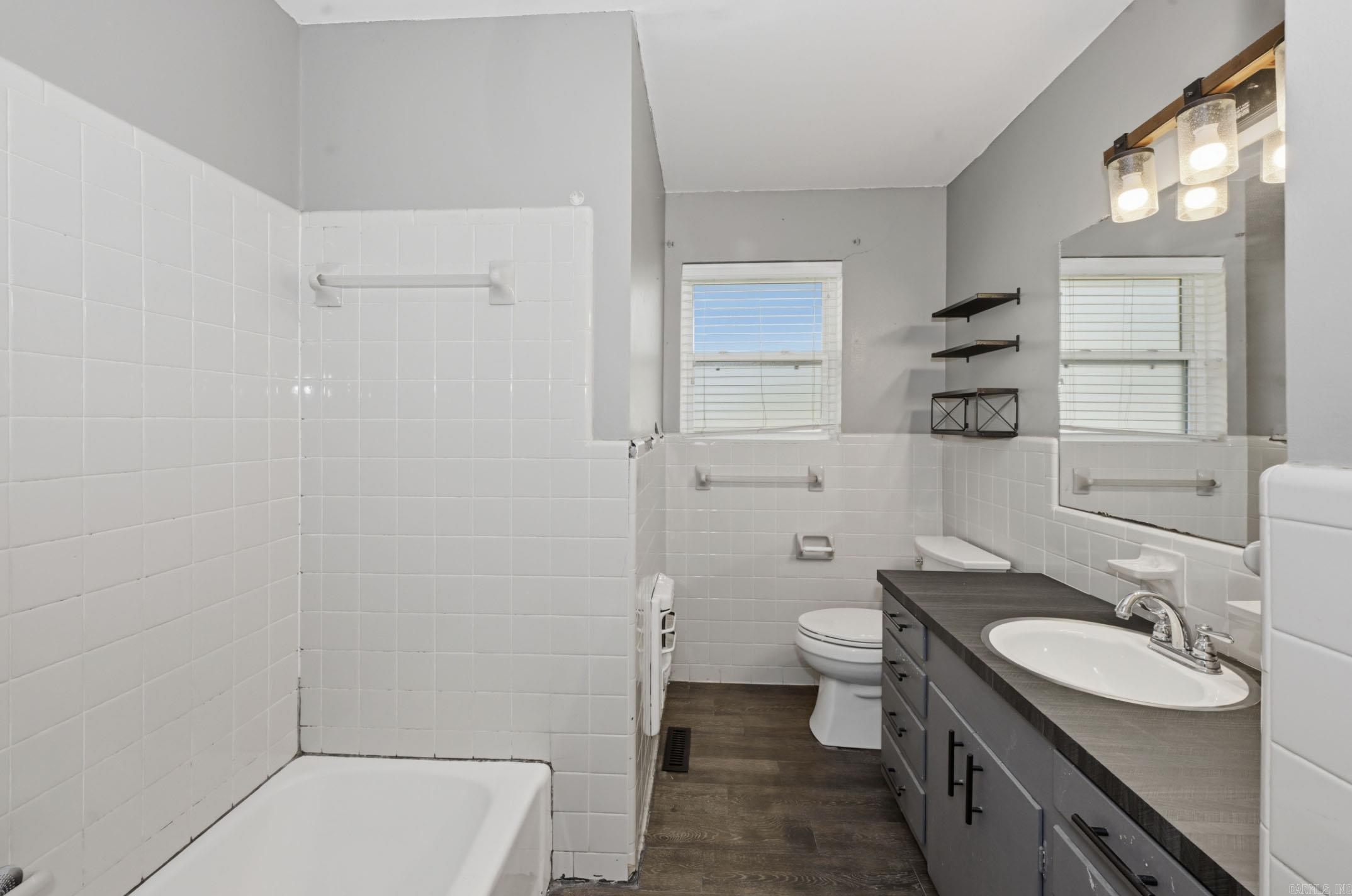 621 Kenwood Road Benton, AR 72019