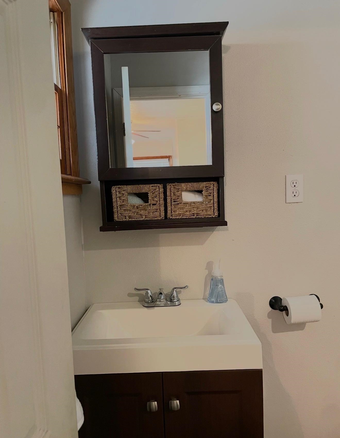 82 West Main Street  Melbourne, AR