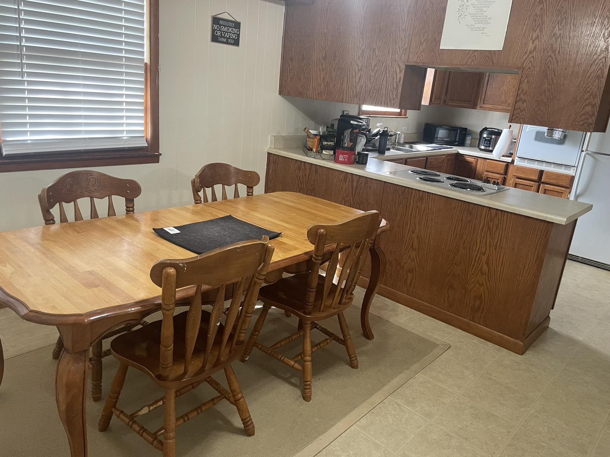 82 West Main Street  Melbourne, AR