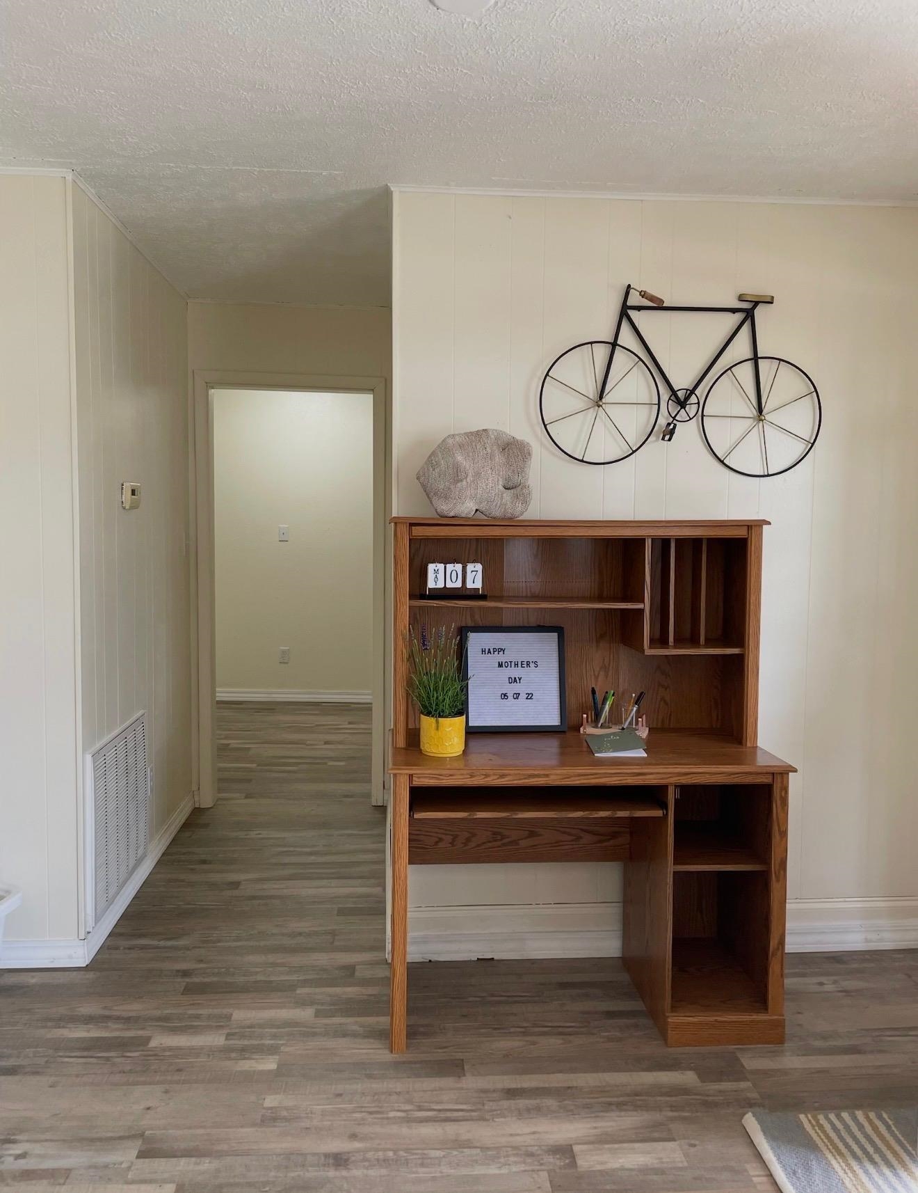 82 West Main Street  Melbourne, AR