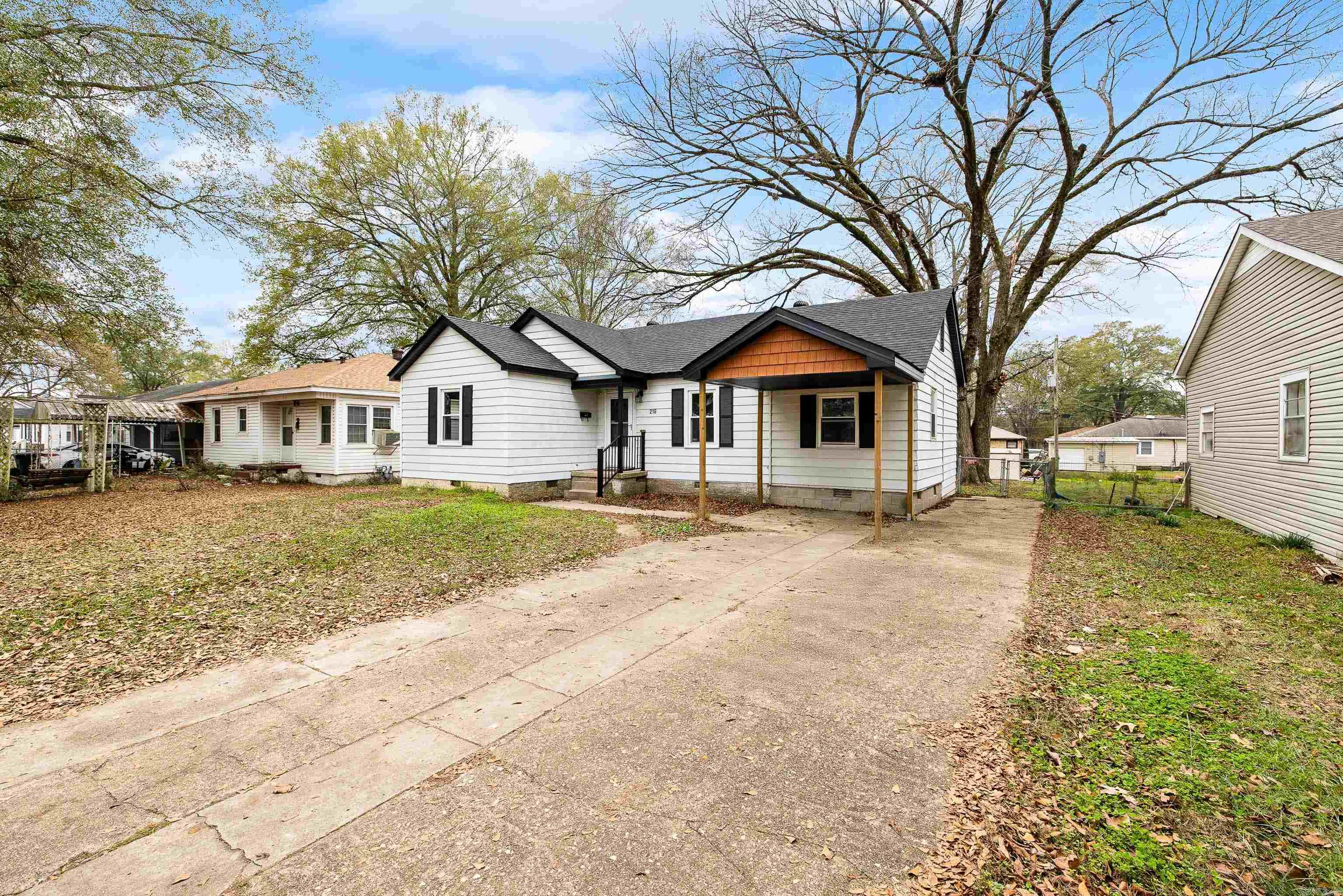 216 Pike  Benton, AR