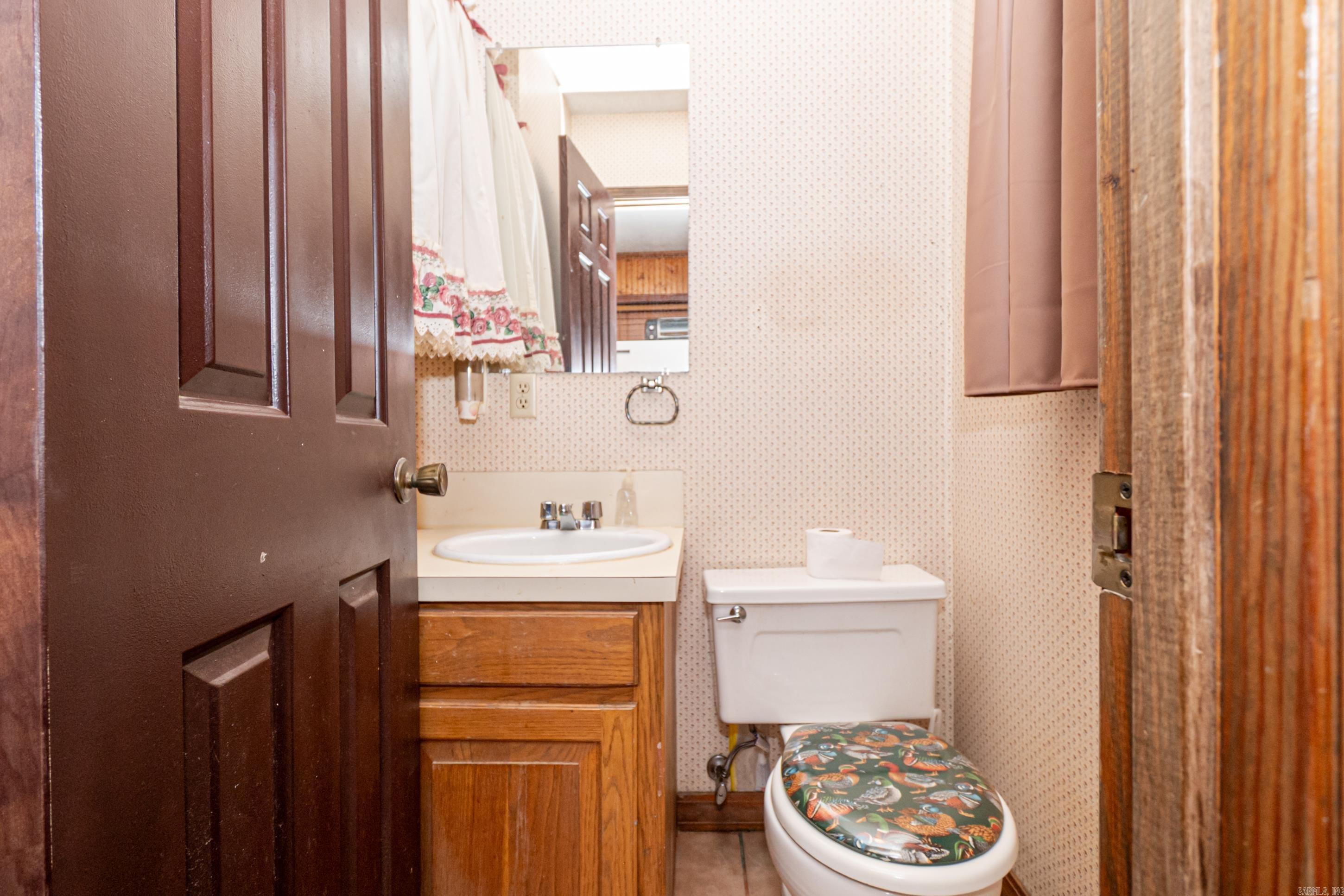 2095 N 2nd St  Felsenthal, AR