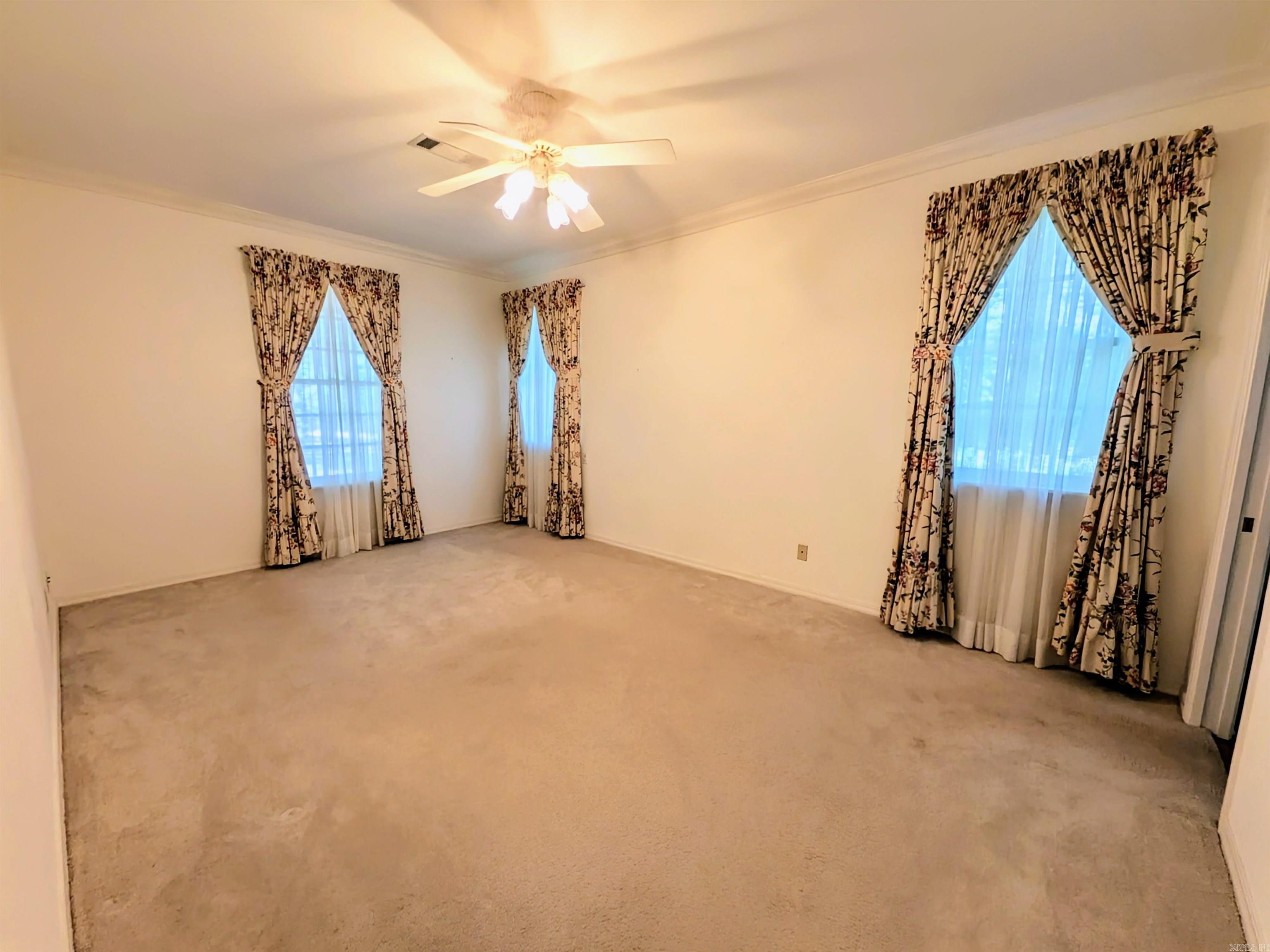 194 Cal Ray Dr. Camden, AR 71701