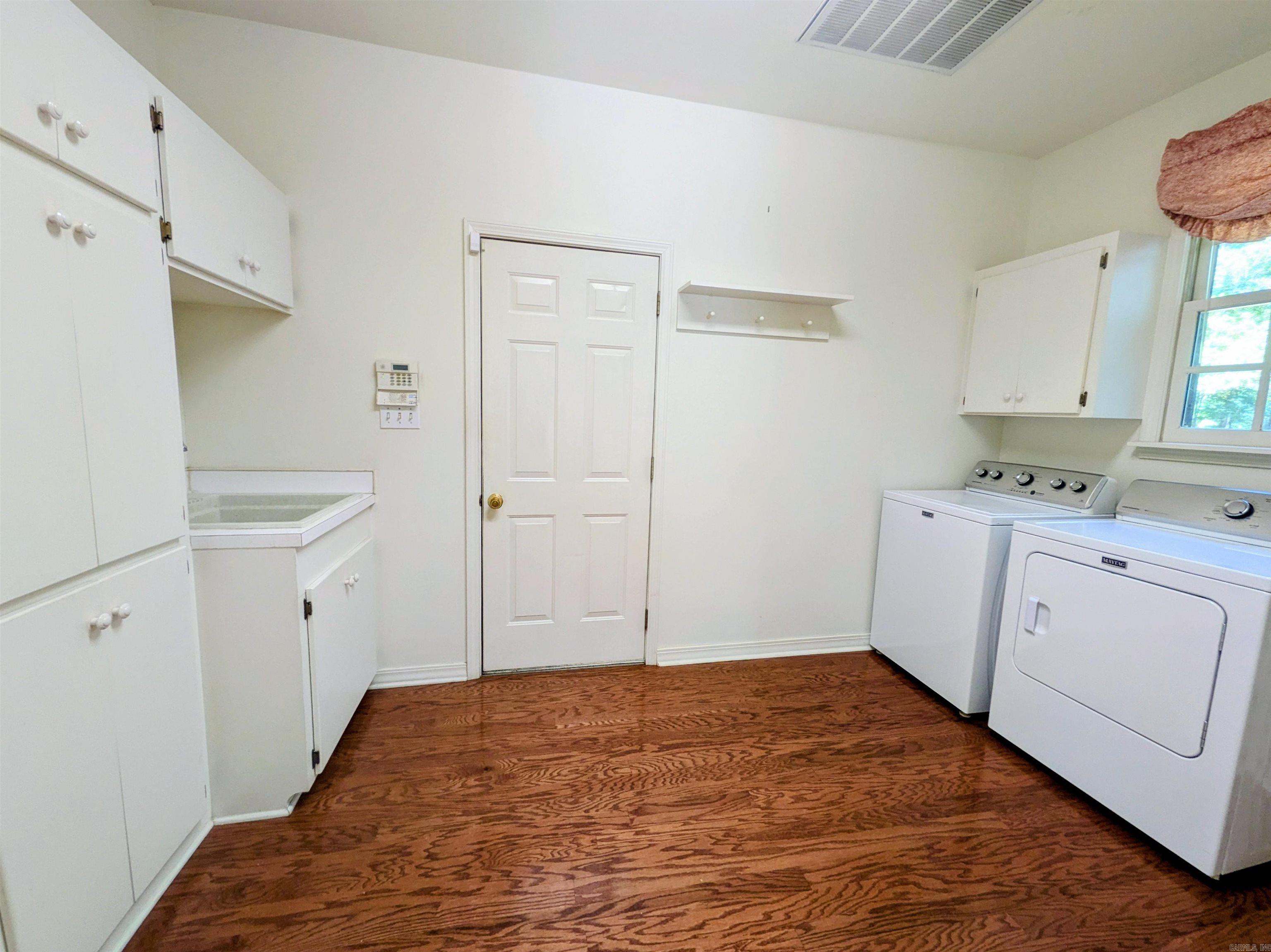 194 Cal Ray Dr. Camden, AR 71701
