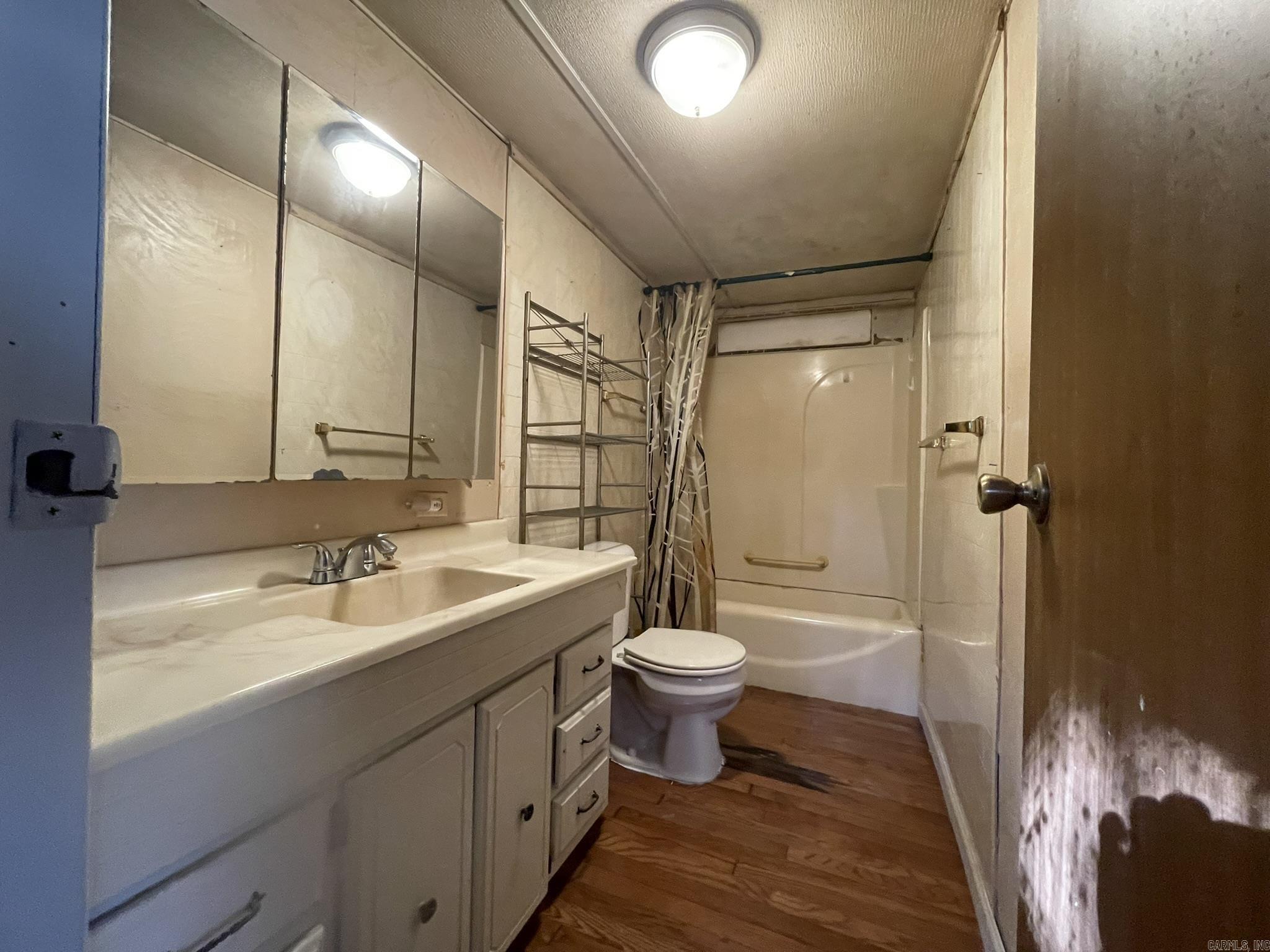 3500 Highway 8 East  Mena, AR