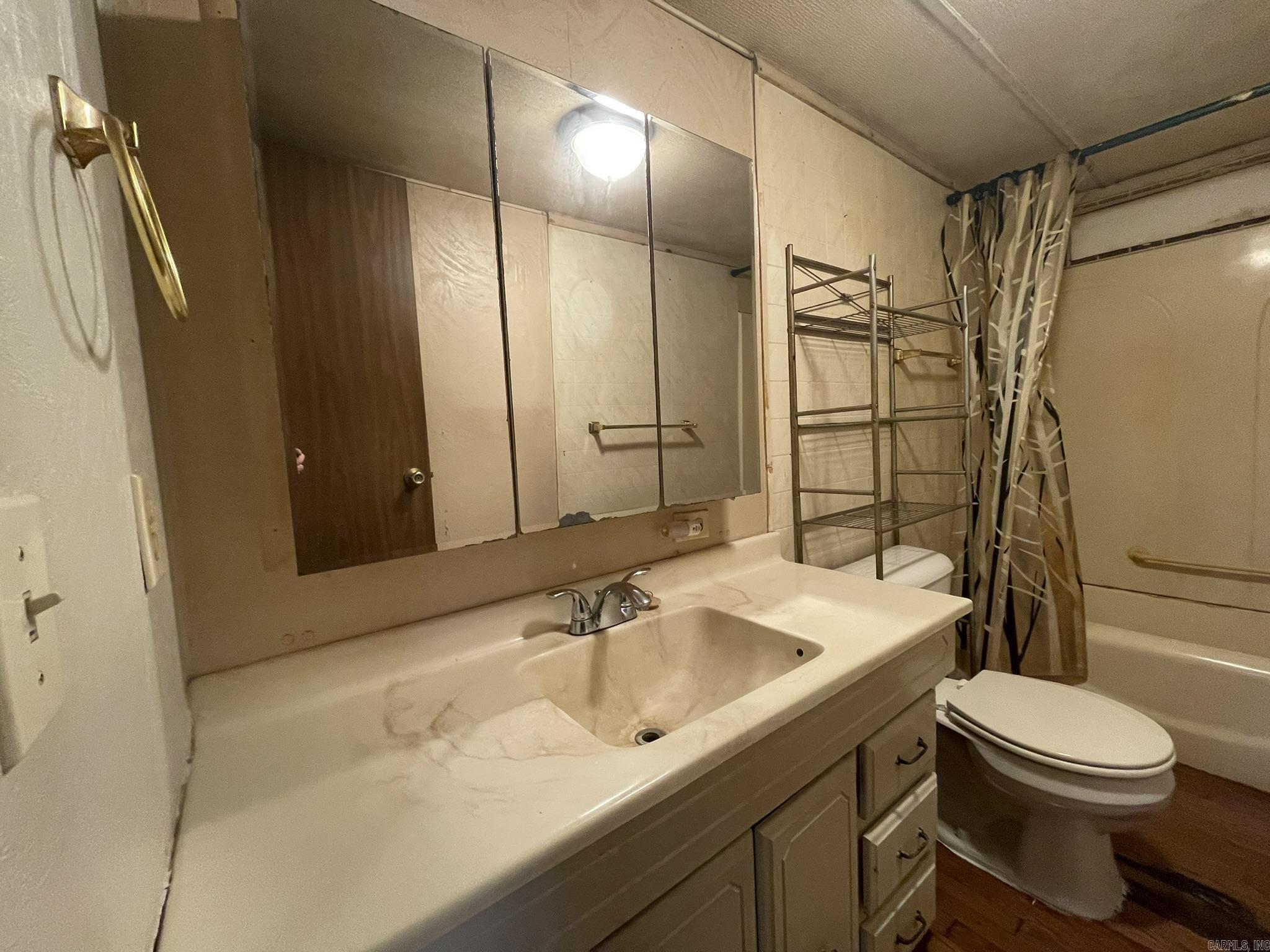 3500 Highway 8 East  Mena, AR