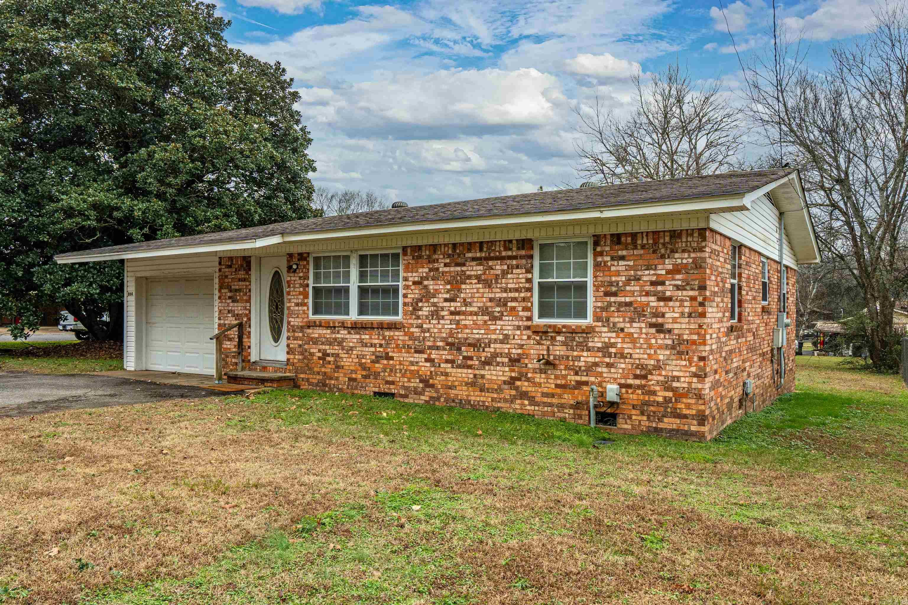 864 Westinghouse  Hot Springs, AR