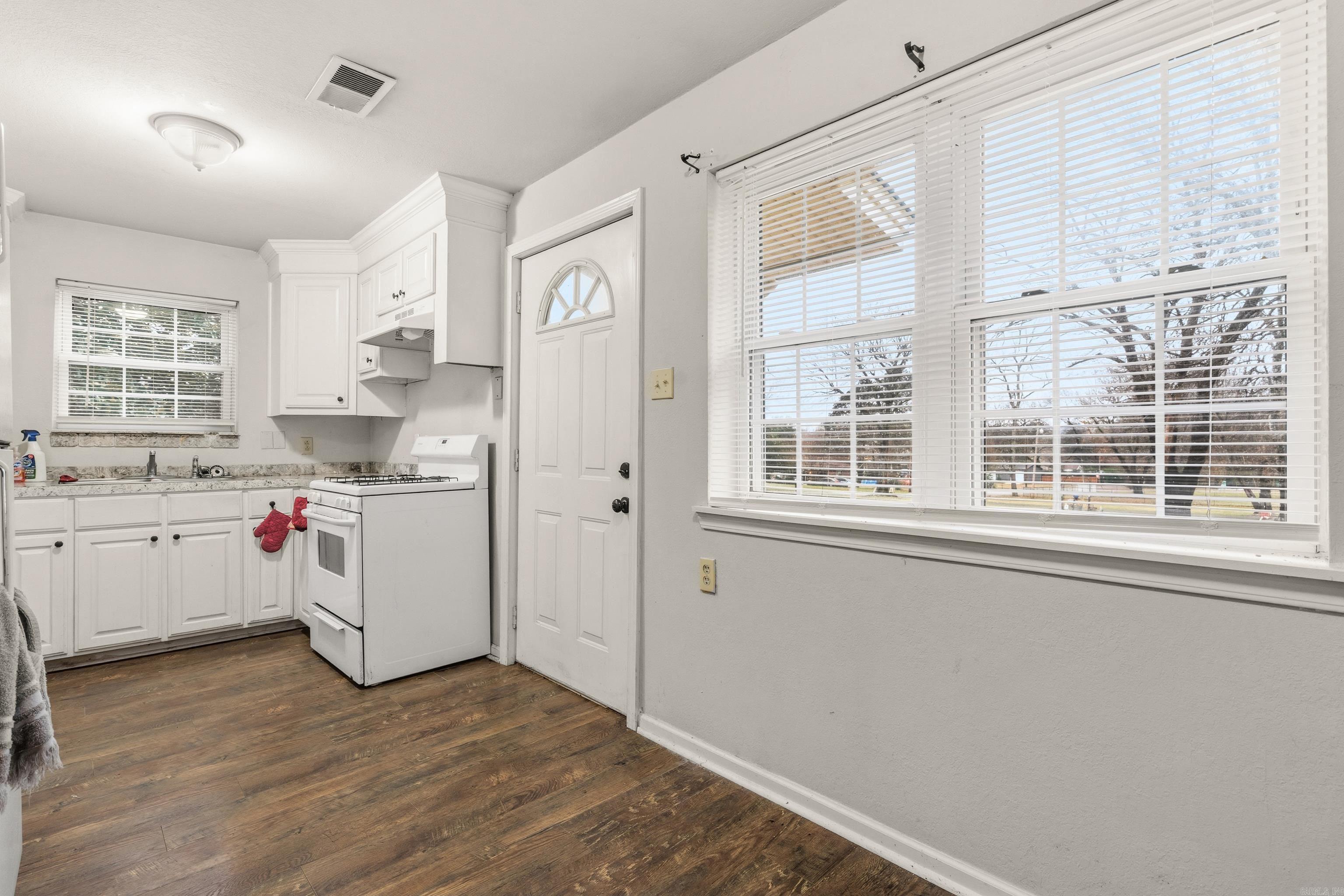 864 Westinghouse  Hot Springs, AR