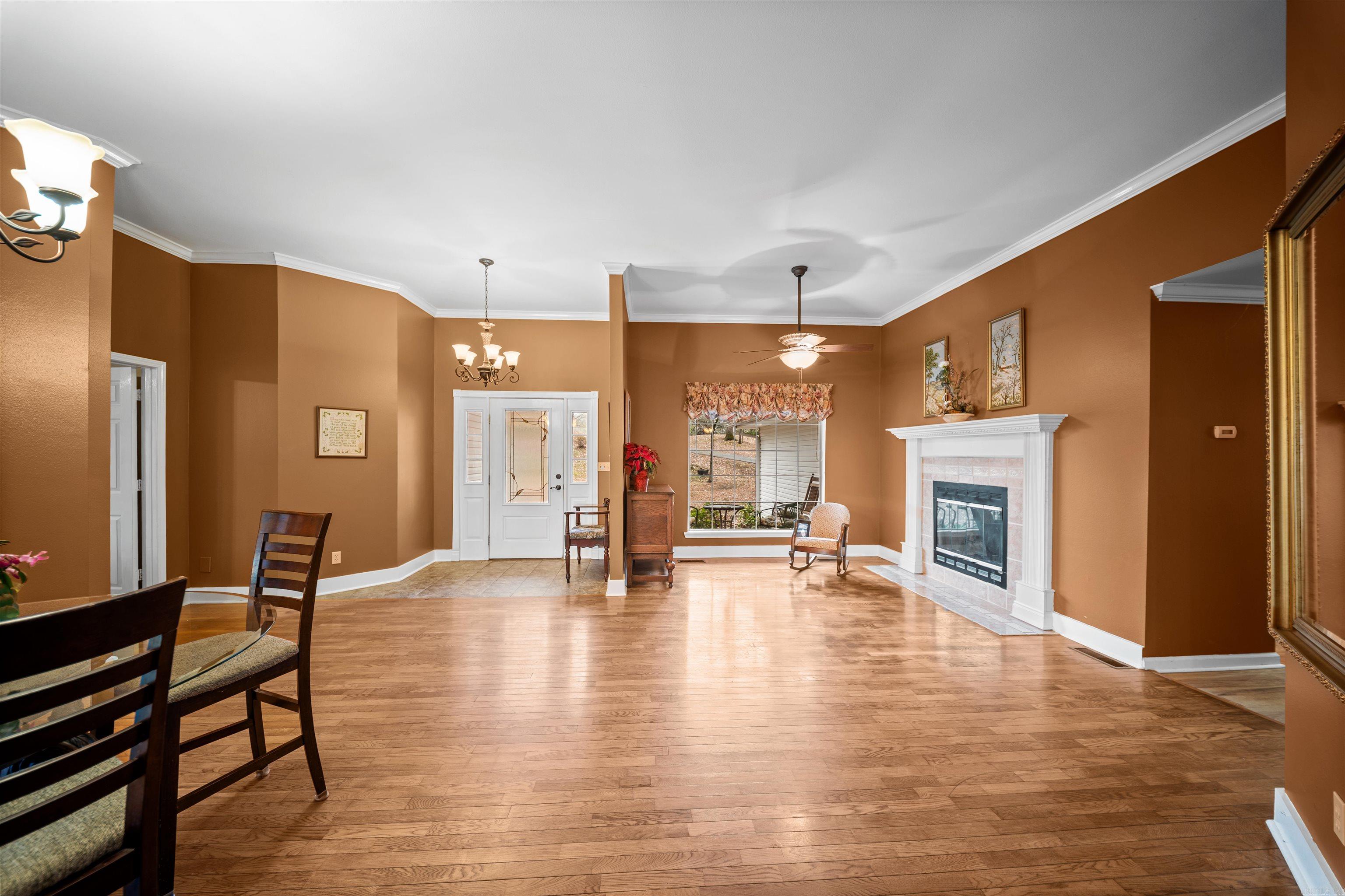 3322 QUAIL LN  Benton, AR