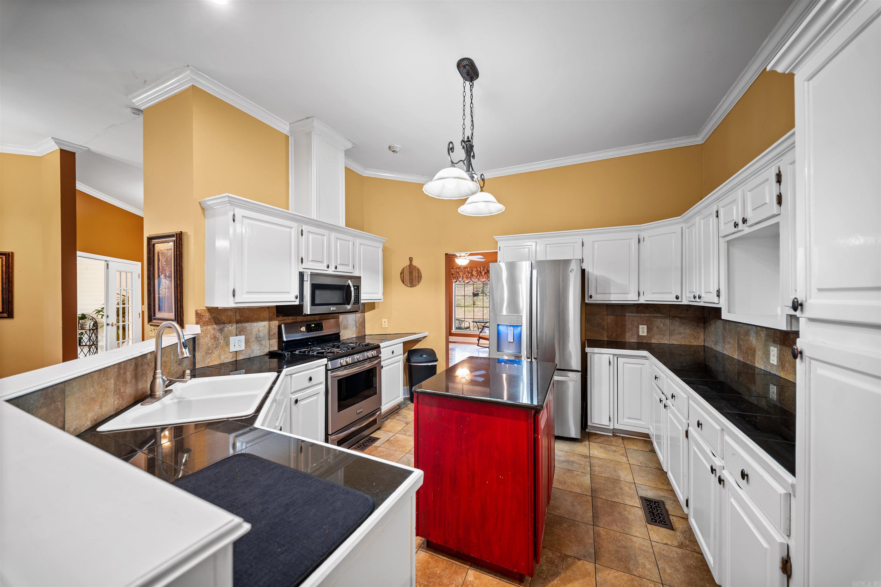 3322 QUAIL LN  Benton, AR