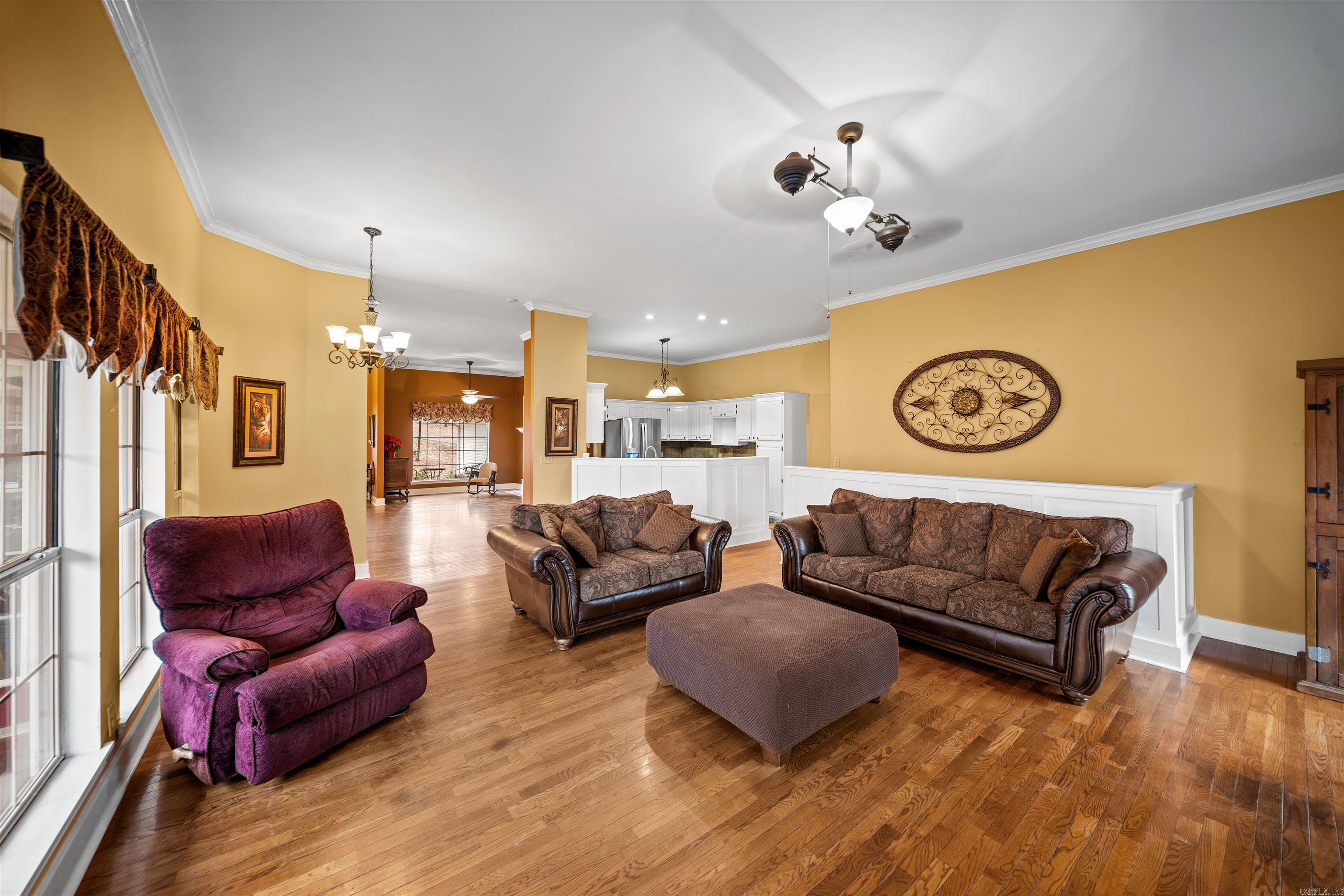 3322 QUAIL LN  Benton, AR