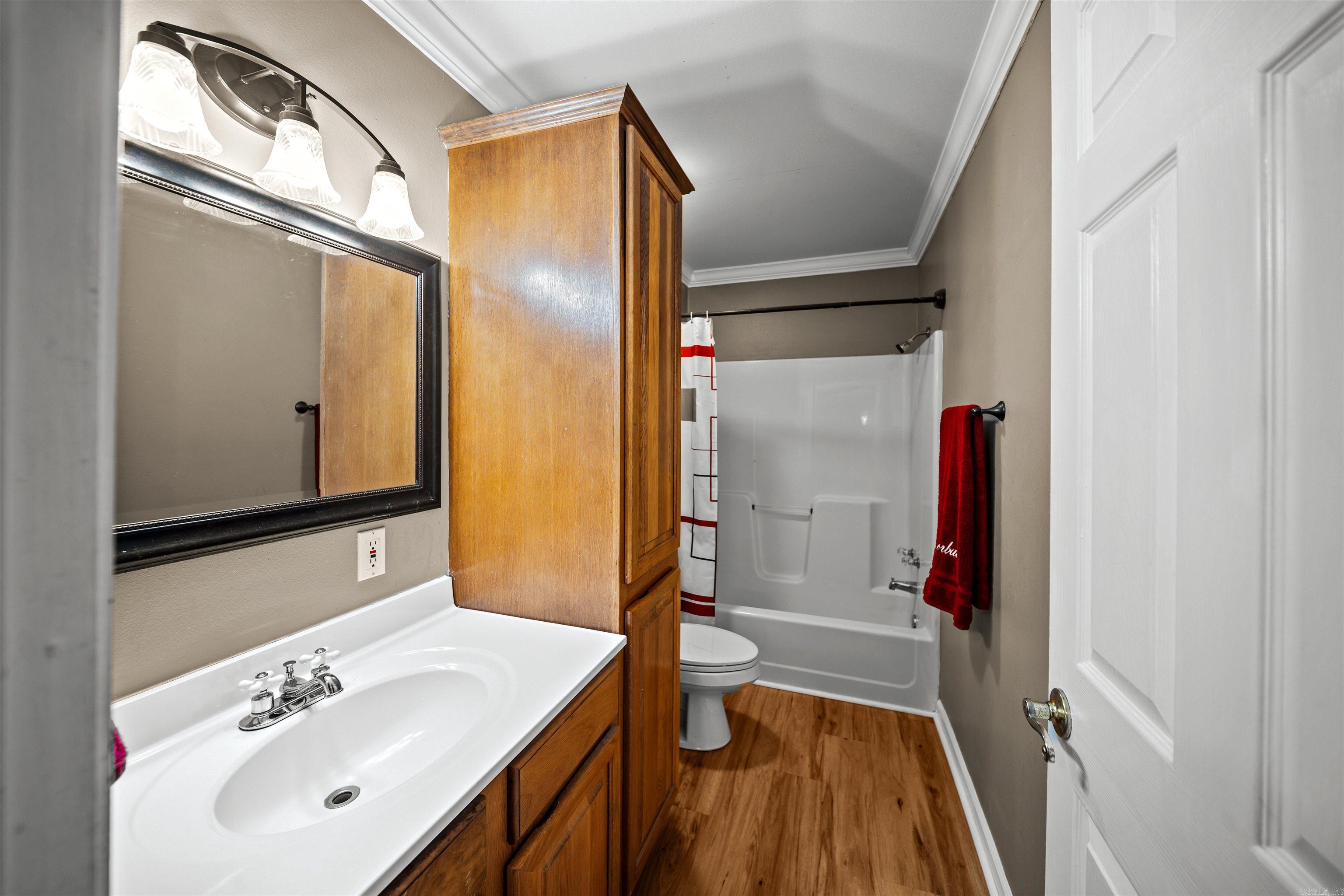 3322 QUAIL LN  Benton, AR