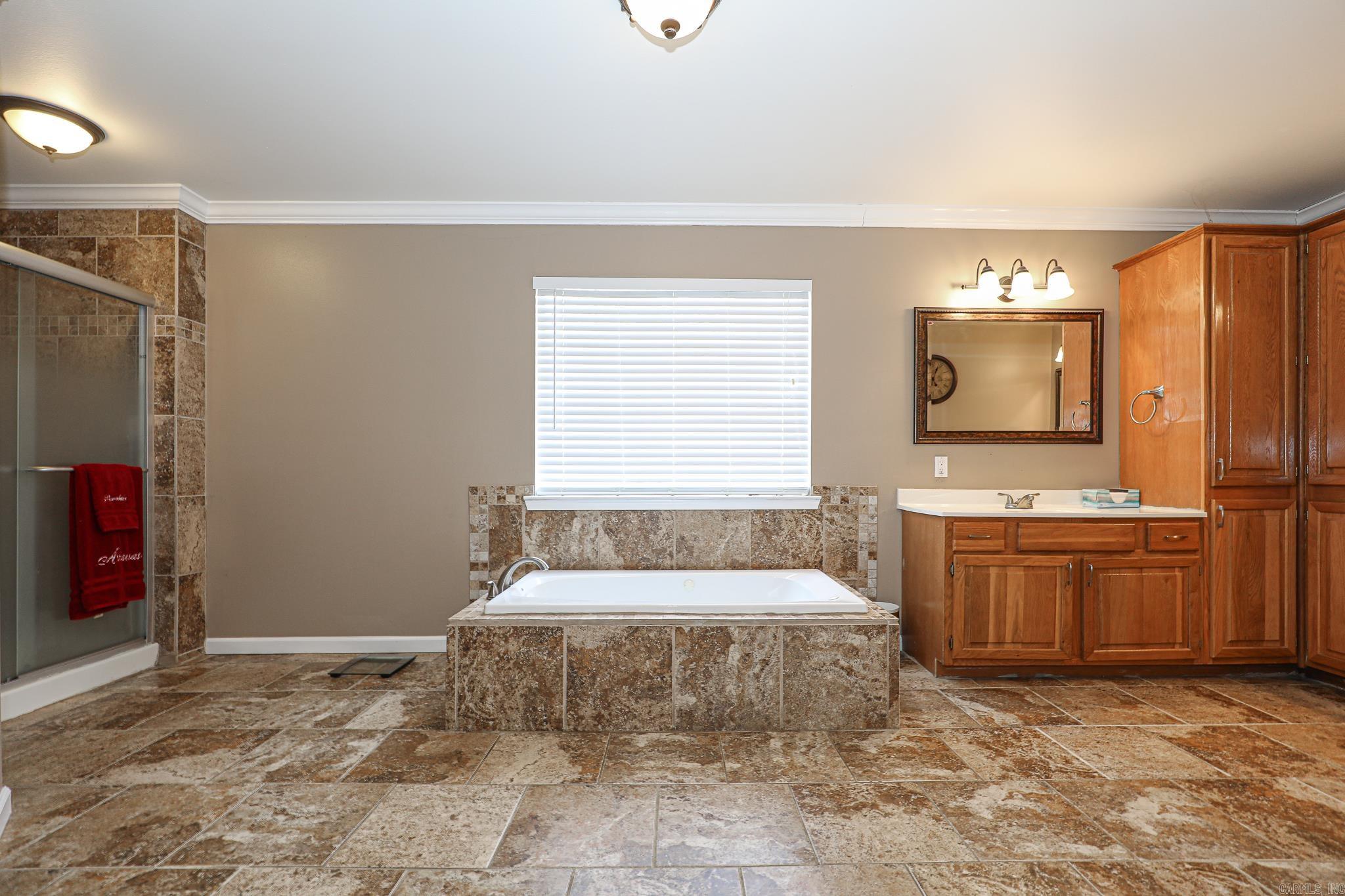 3322 QUAIL LN Benton, AR 72019-7068