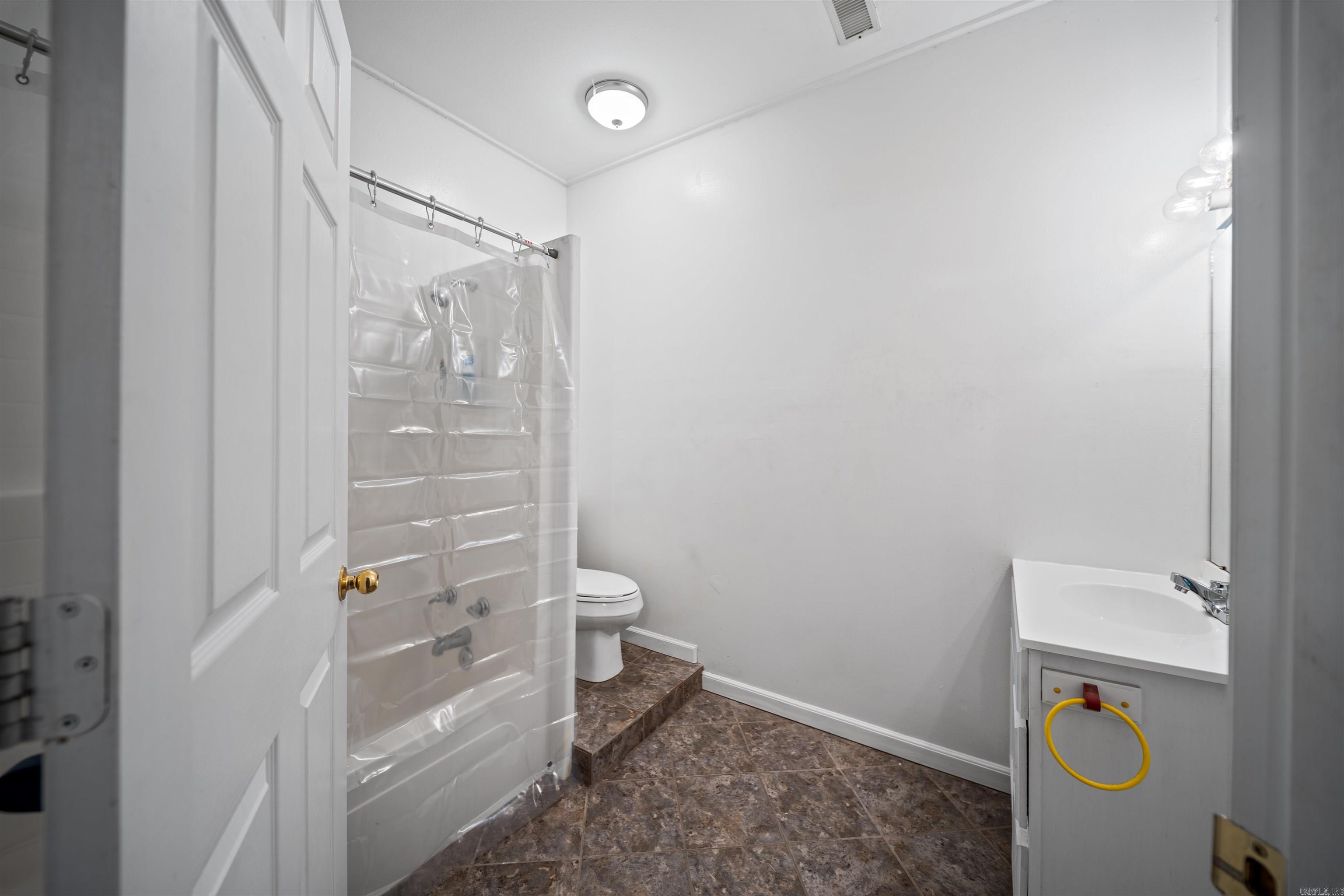 3322 QUAIL LN  Benton, AR