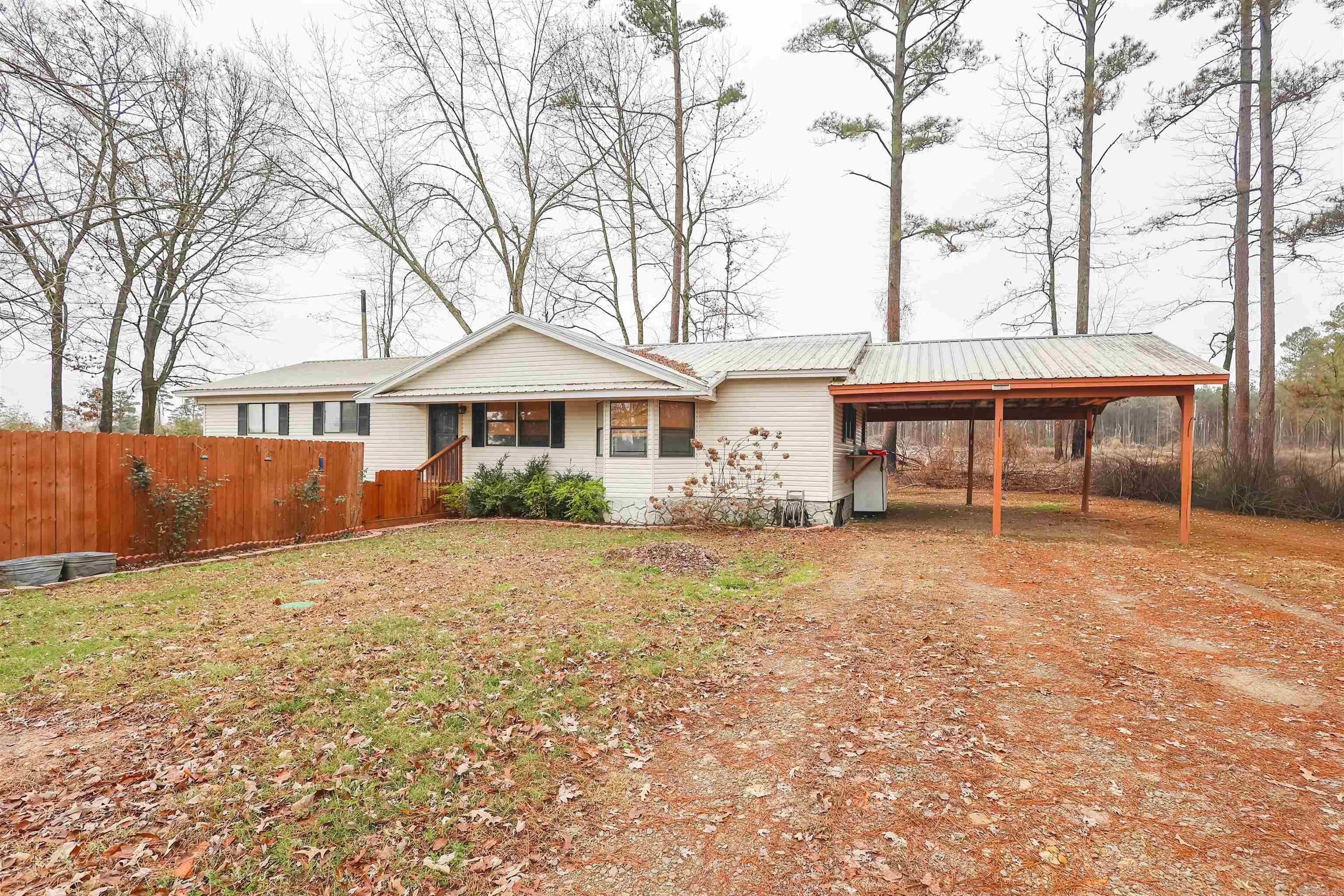 226 Sweet Home  Nashville, AR